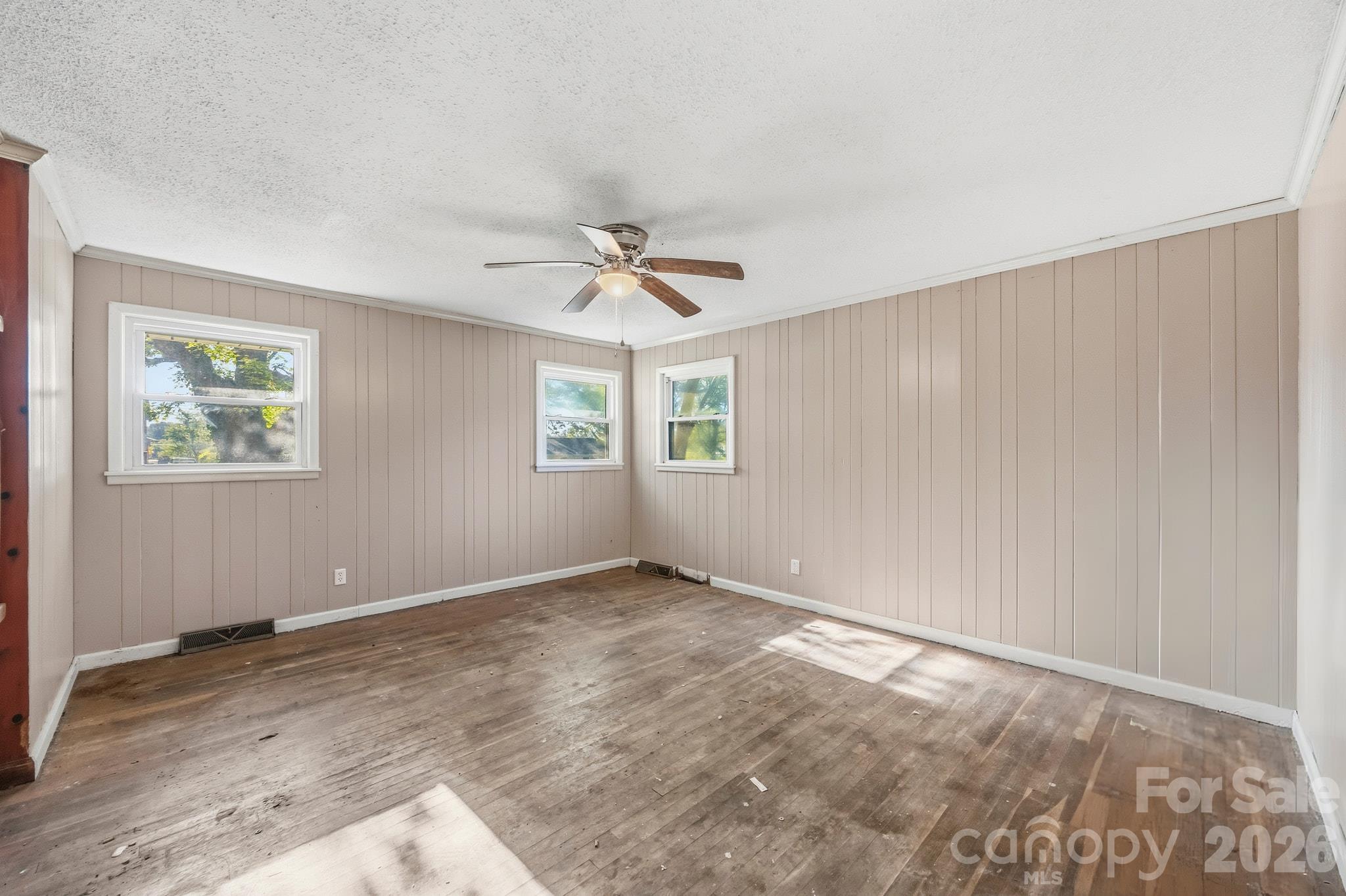 Single Family Residence at 1427 Westbrook Circle, Gastonia, photo 15 of 28