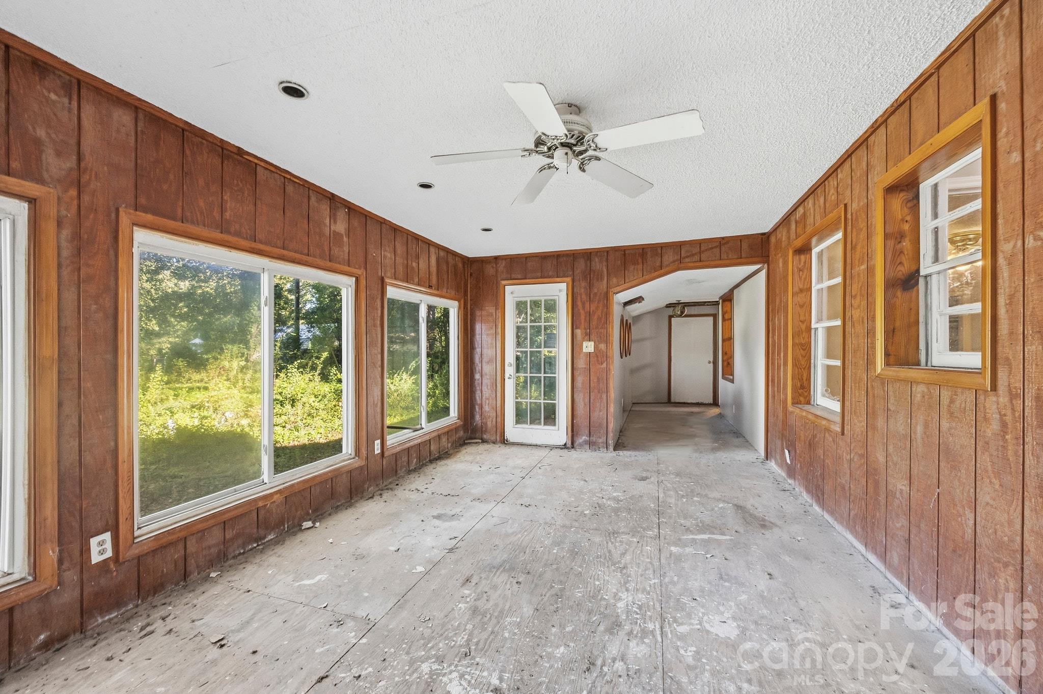 Single Family Residence at 1427 Westbrook Circle, Gastonia, photo 23 of 28