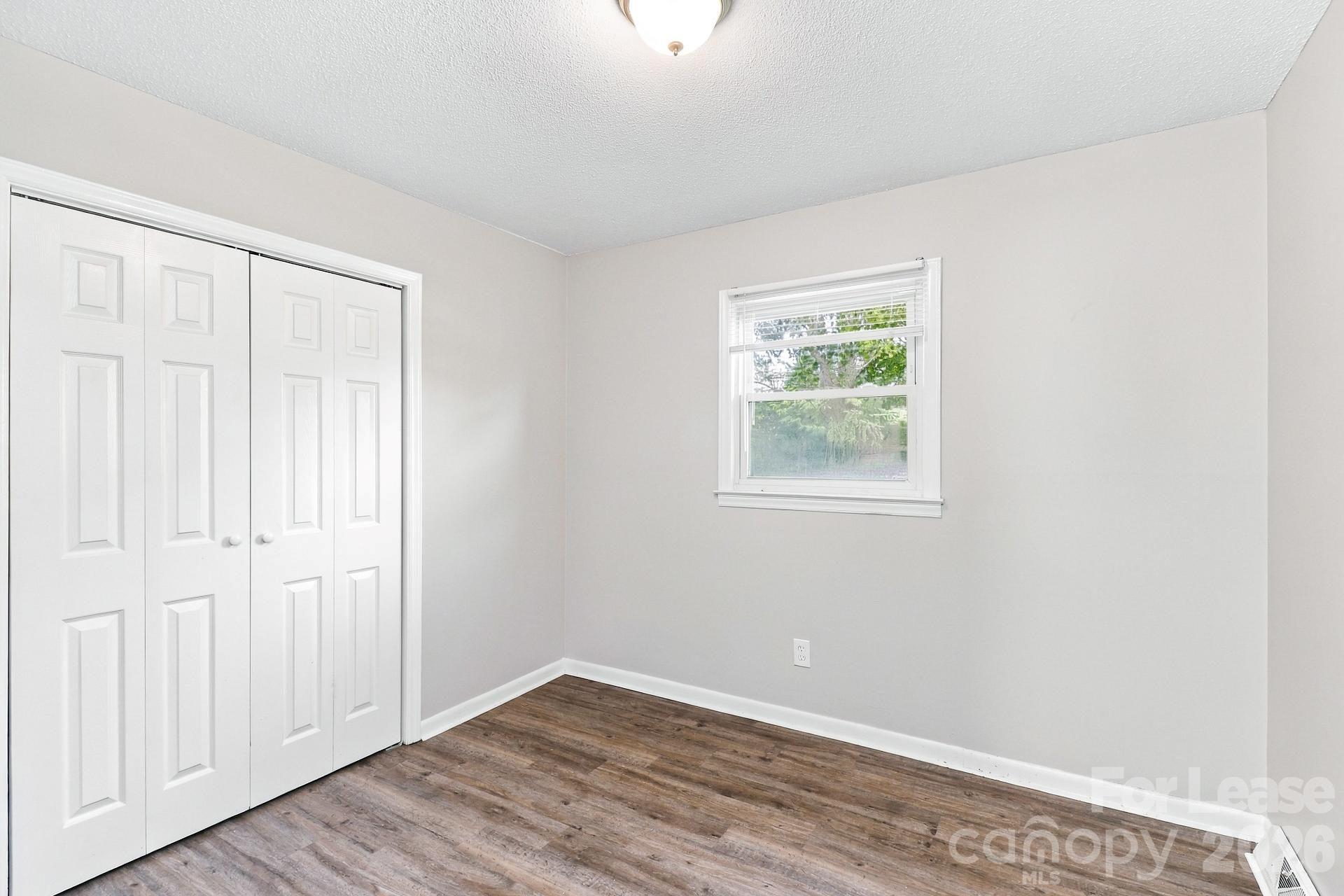 Single Family Residence at 118 Eller Road, Gastonia, photo 10 of 15