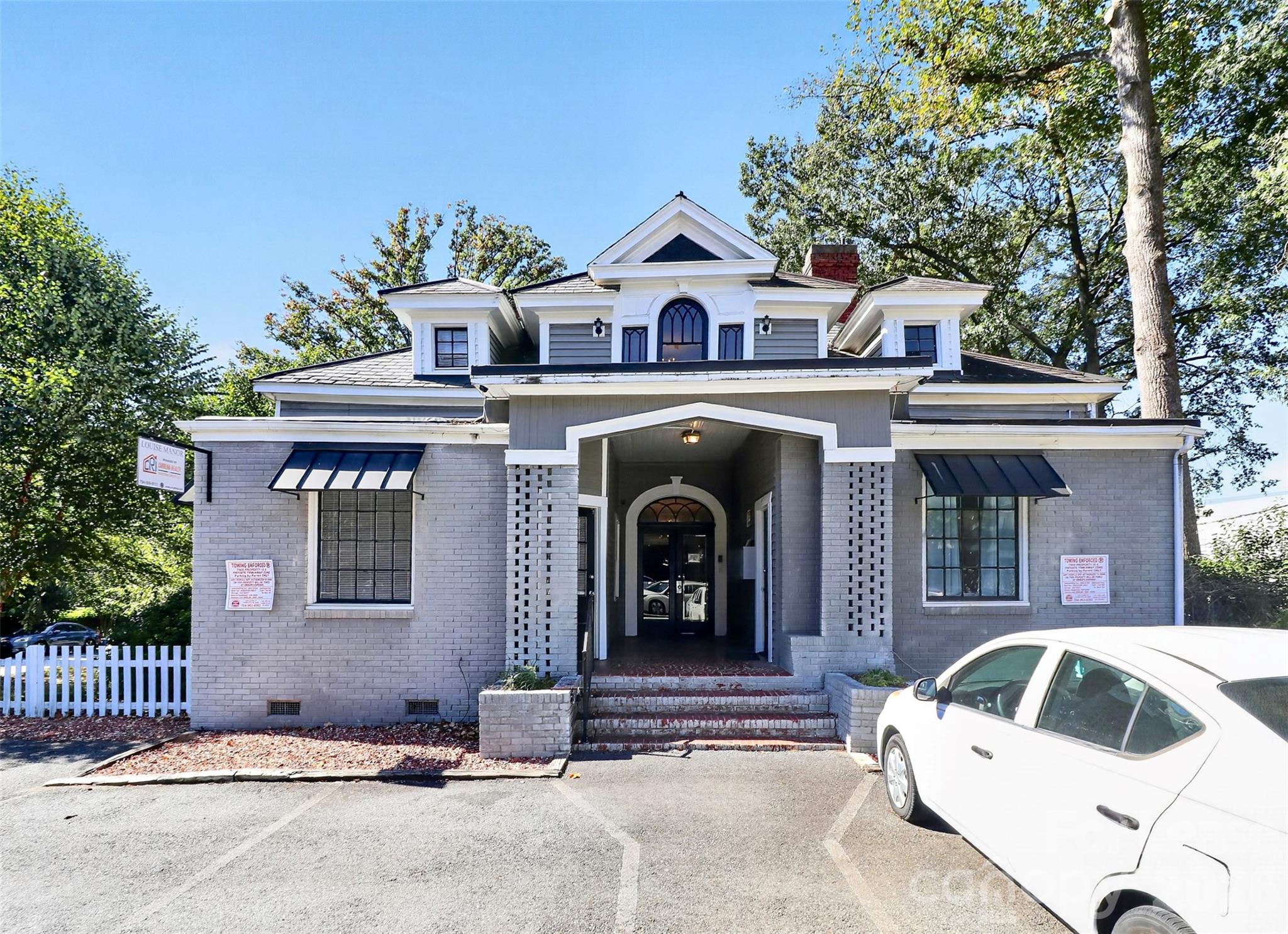701-1 Louise Avenue