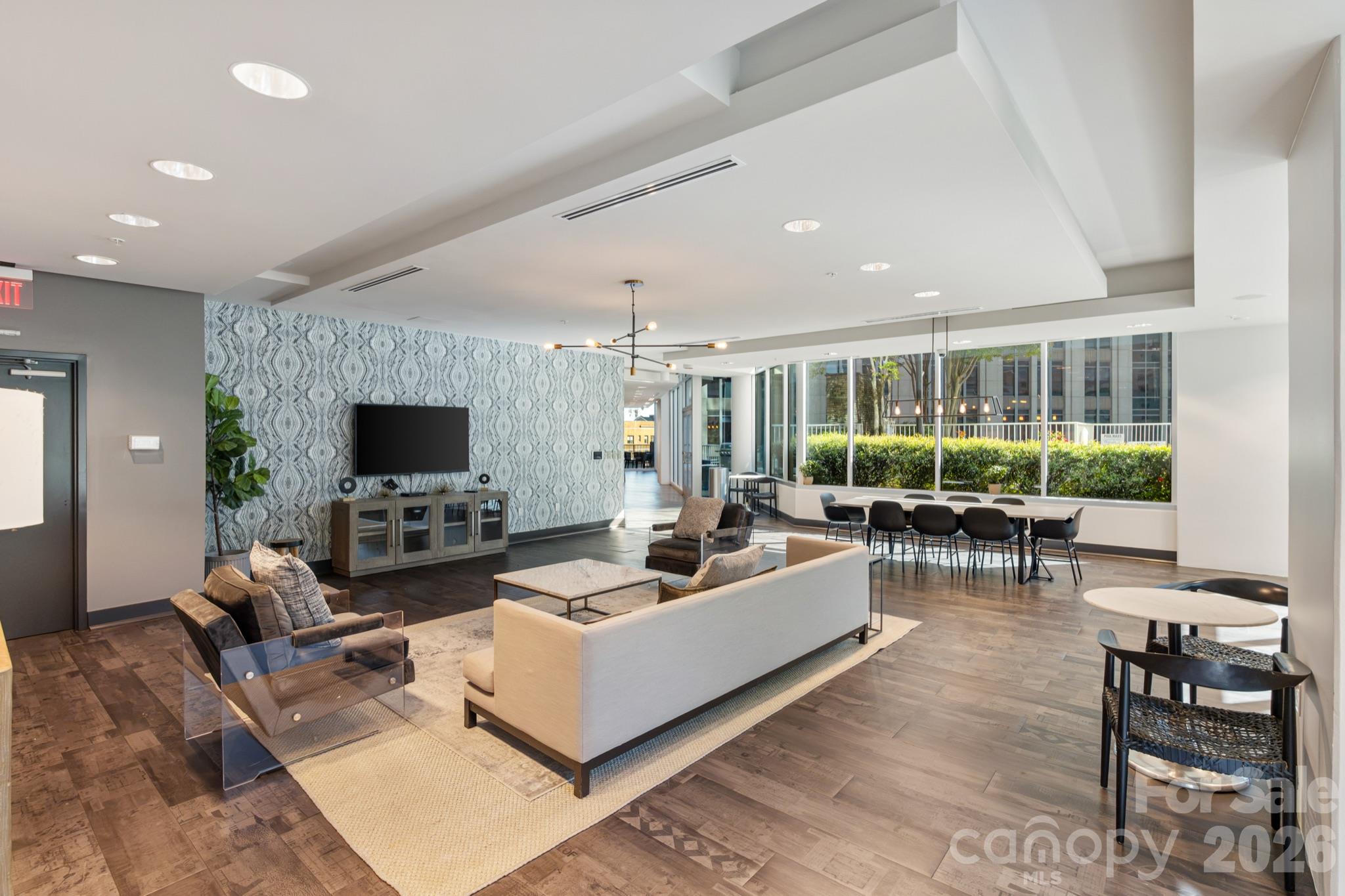 Condominium at 210 N Church Street, Charlotte, photo 35 of 48