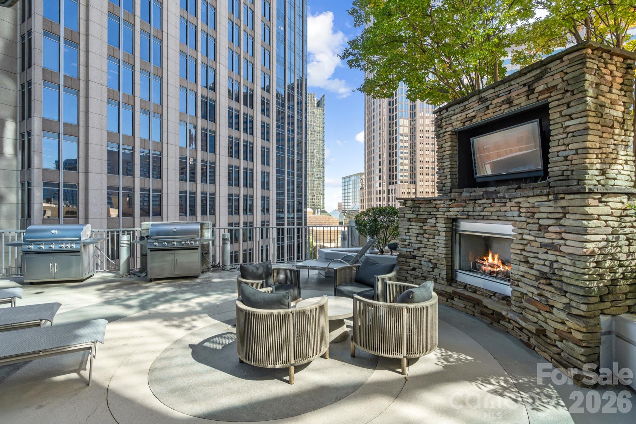Condominium at 210 N Church Street, Charlotte, photo 45 of 48