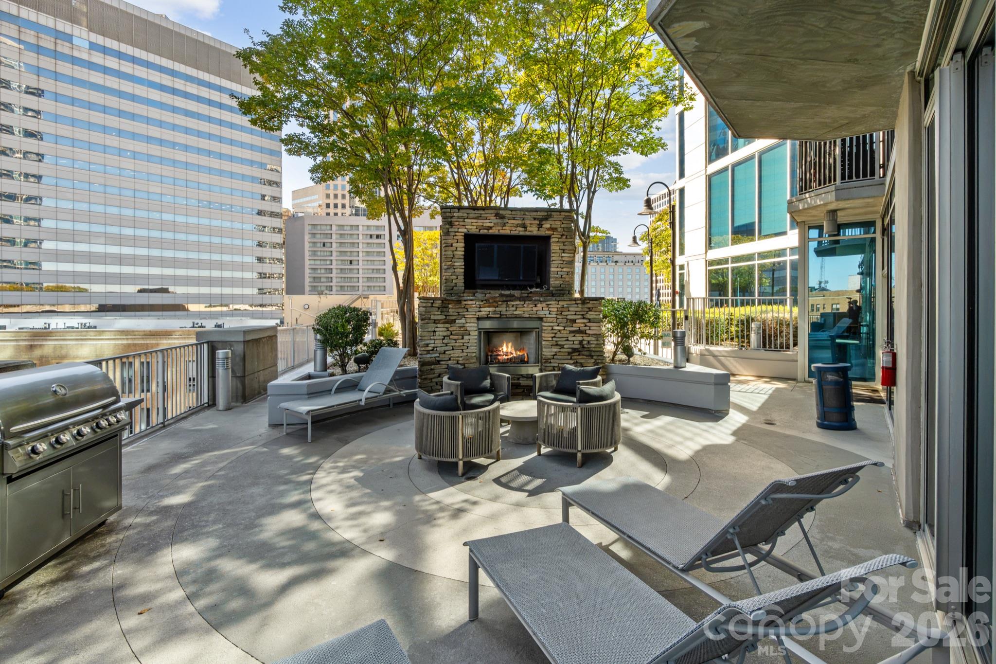 Condominium at 210 N Church Street, Charlotte, photo 46 of 48