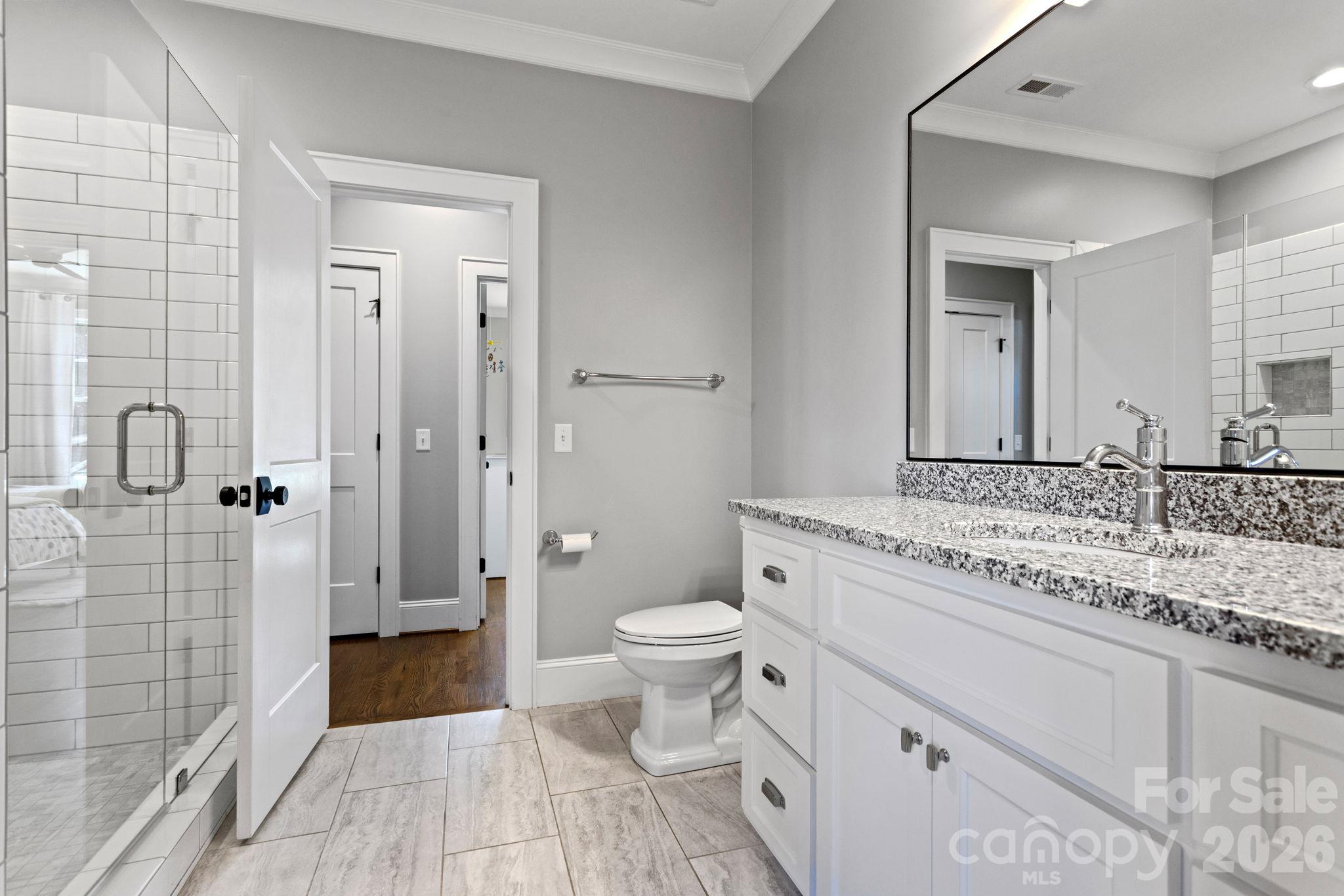 Single Family Residence at 116 Fernbank Court, Simpsonville, photo 28 of 48