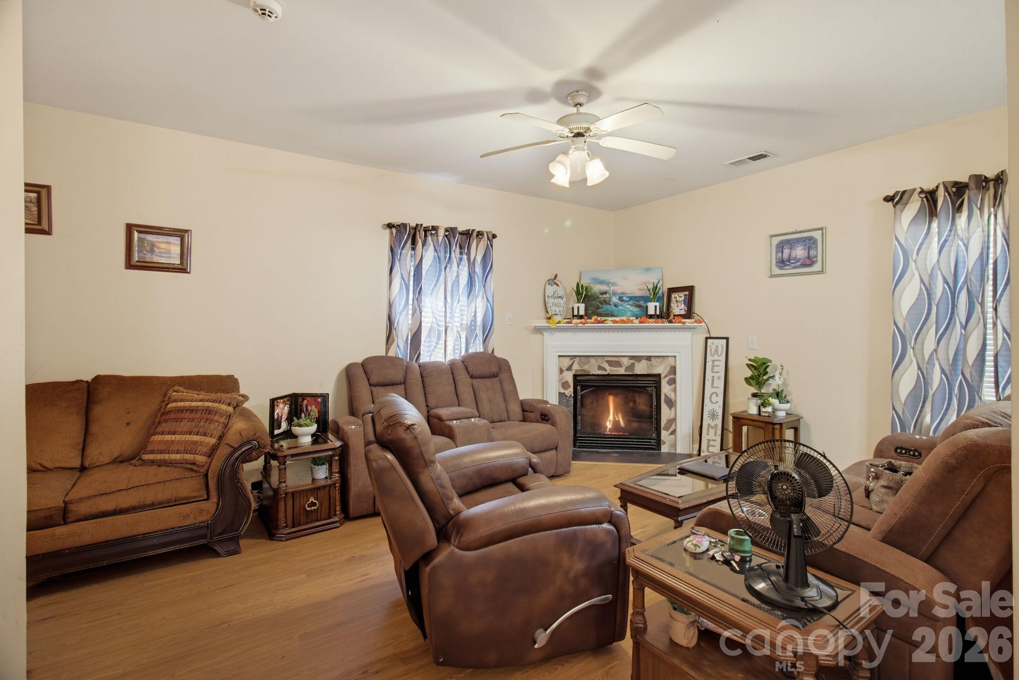 Single Family Residence at 1523 Beaufort Court, Graham, photo 6 of 29
