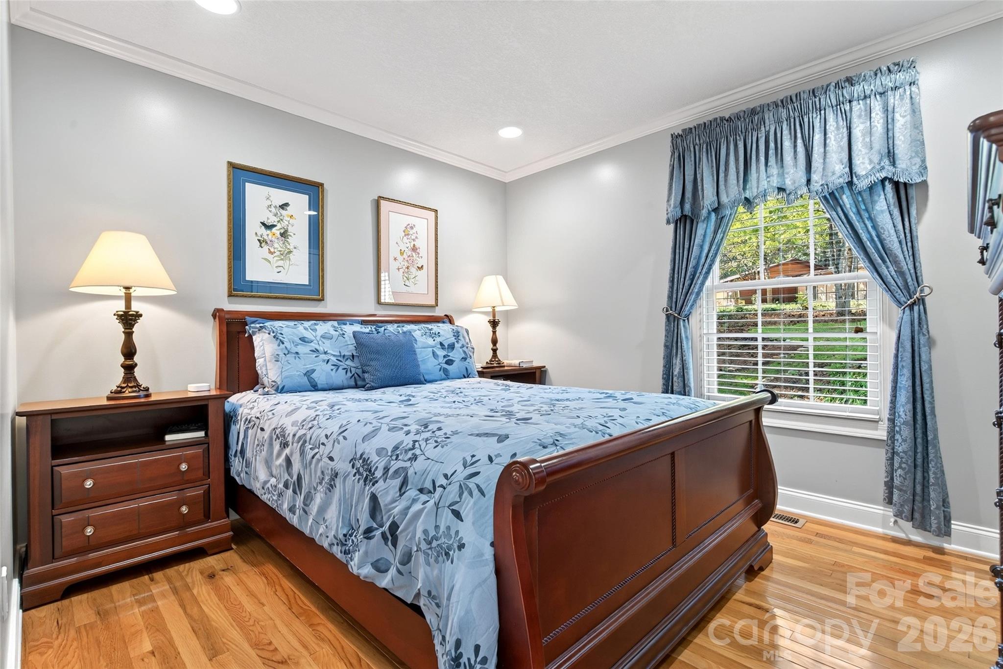 Bedroom 2 - 337 & 345 Avery Creek Road, Arden