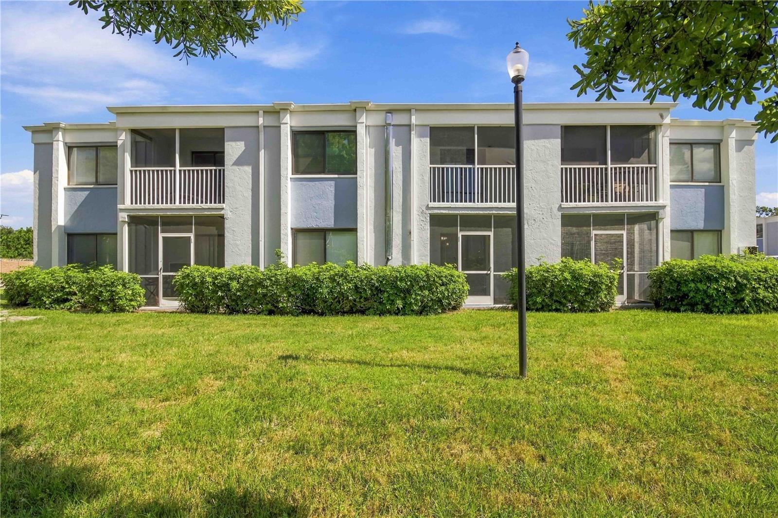 Condominium at 5310 26TH ST W #1506, BRADENTON, photo 4 of 44