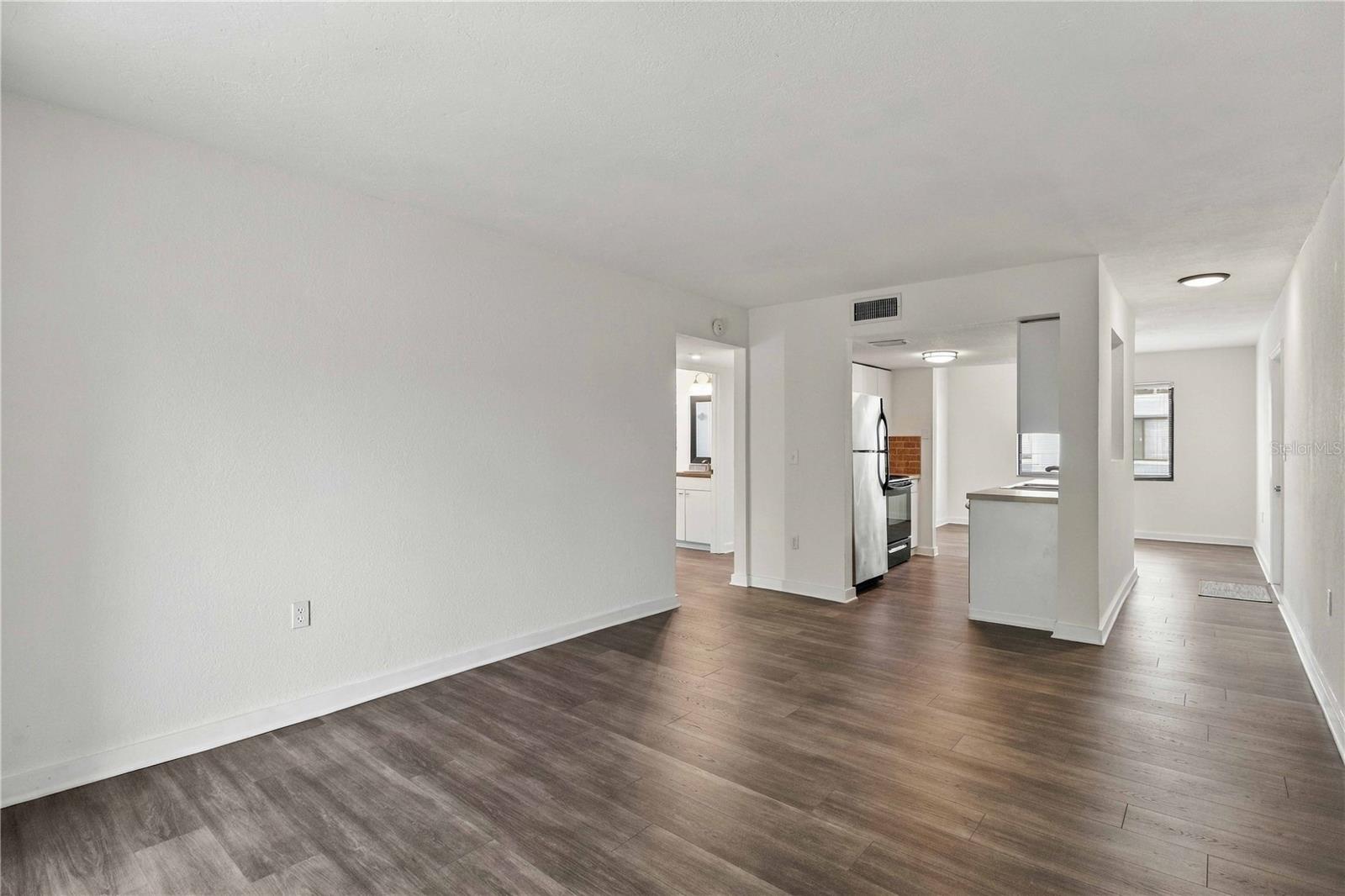 Condominium at 5310 26TH ST W #1506, BRADENTON, photo 28 of 44