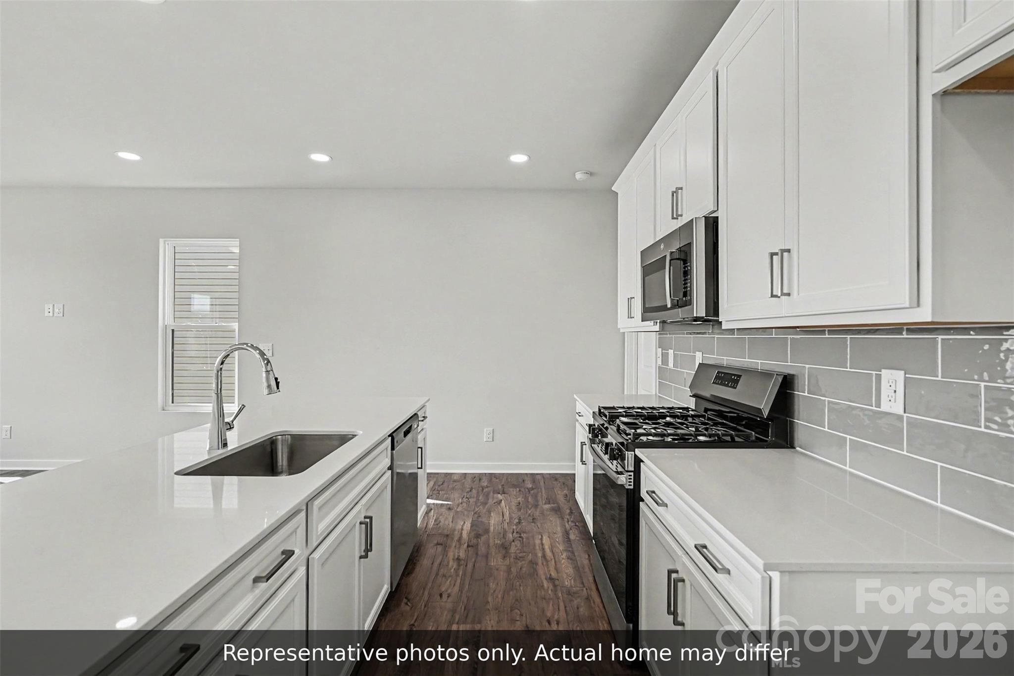 Townhouse at 3510 Faithful Lane, Charlotte, photo 2 of 20