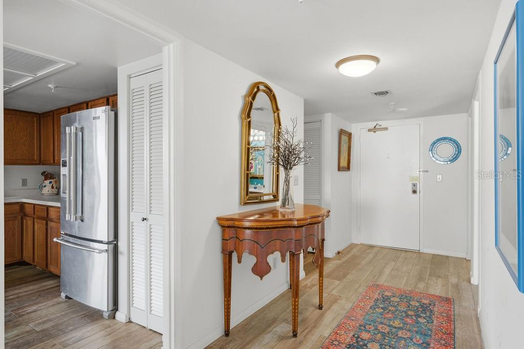 Condominium at 5940 PELICAN BAY PLZ S #203, GULFPORT, photo 22 of 51