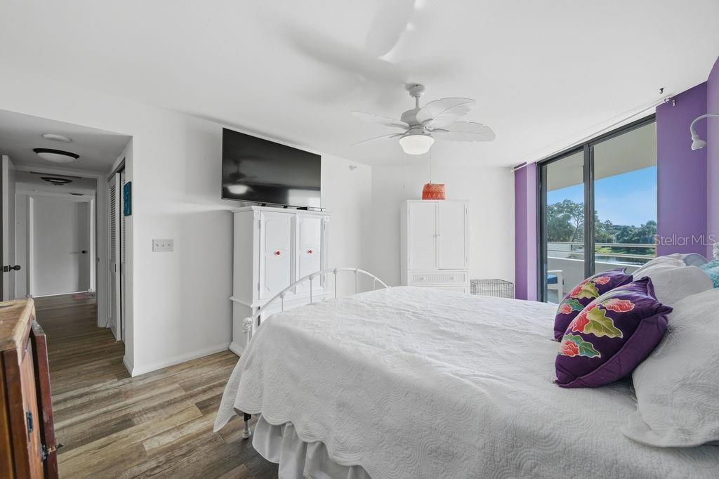 Condominium at 5940 PELICAN BAY PLZ S #203, GULFPORT, photo 24 of 51