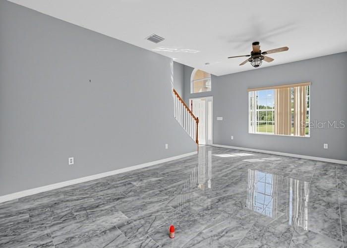 Single Family Residence at 116 SMOKEY HILL AVE, RUSKIN, photo 3 of 20