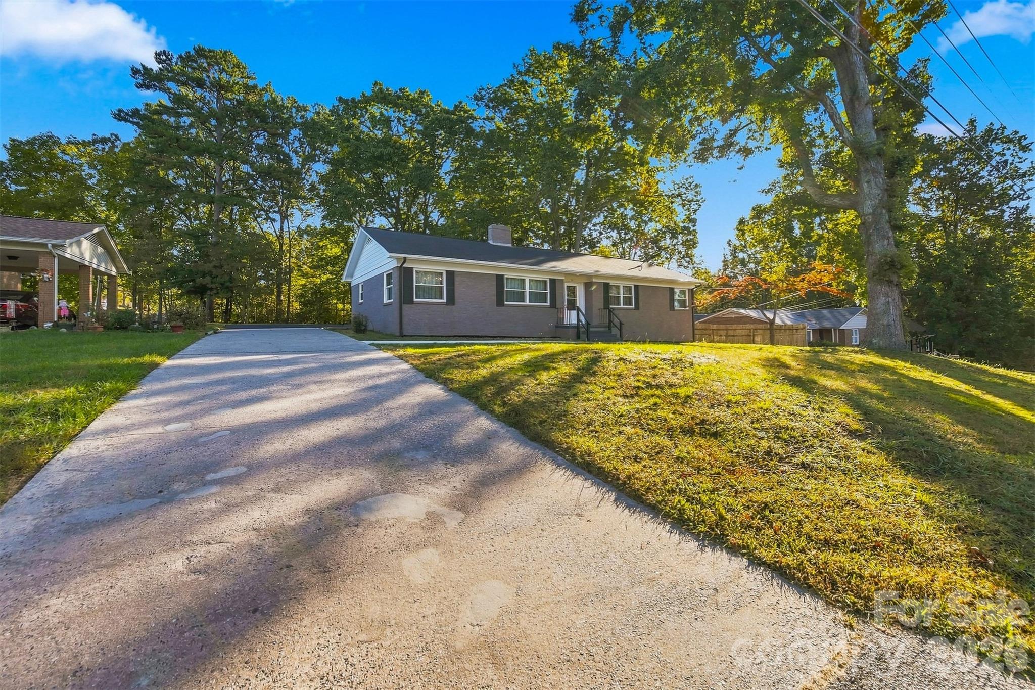 Single Family Residence at 841 7th Street SE, Hickory, photo 41 of 48