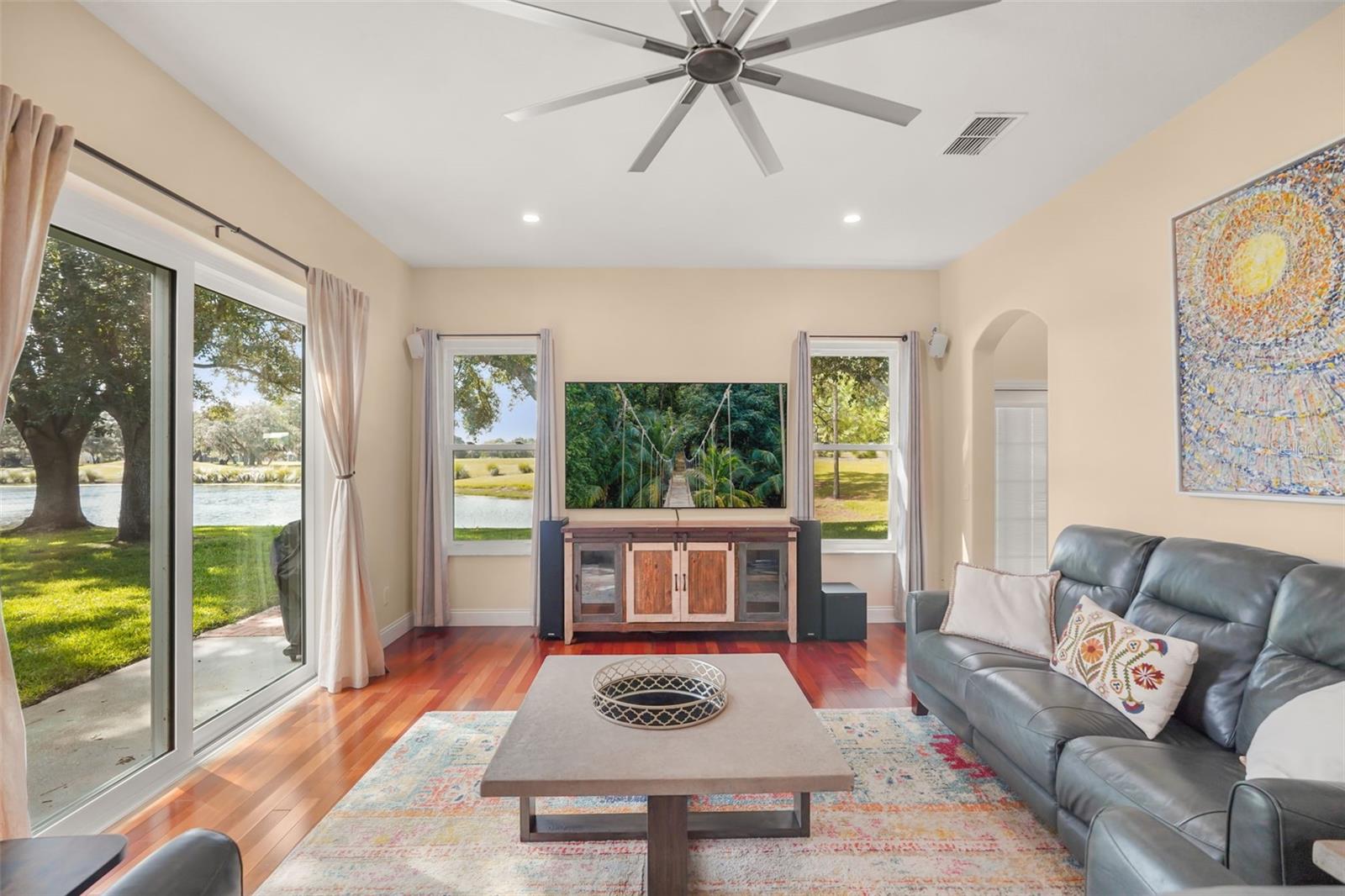 Single Family Residence at 9836 MARSH POINTE DR, ORLANDO, photo 13 of 31
