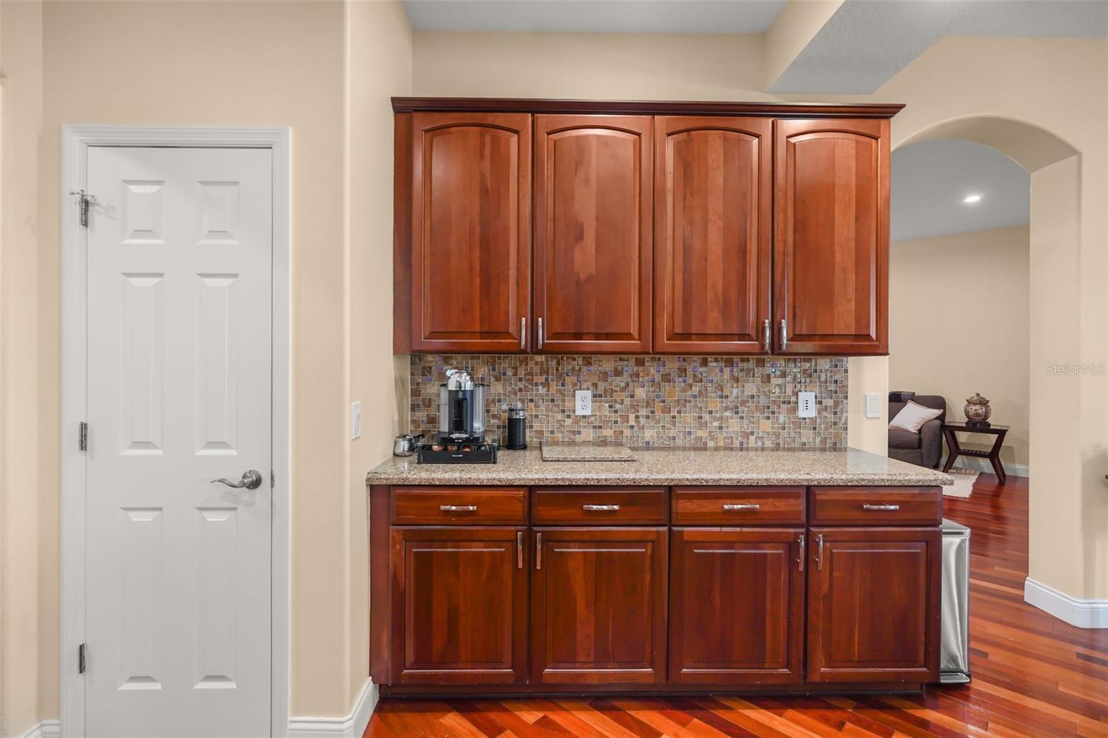 Single Family Residence at 9836 MARSH POINTE DR, ORLANDO, photo 9 of 31
