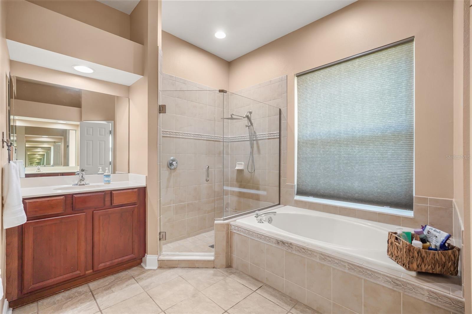 Single Family Residence at 9836 MARSH POINTE DR, ORLANDO, photo 18 of 31