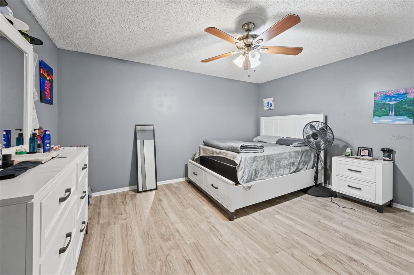 Condominium at 1000 LAKE OF THE WOODS BLVD #C201, FERN PARK, photo 4 of 27