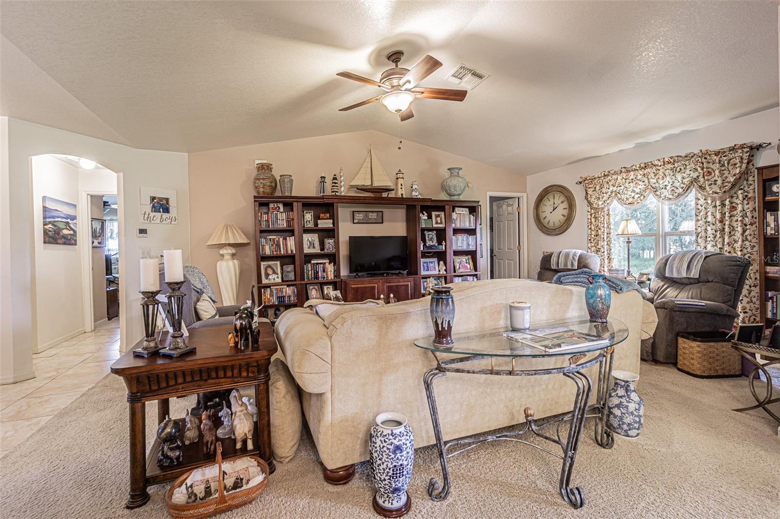 Single Family Residence at 10704 MOSHIE LN, SAN ANTONIO, photo 11 of 100