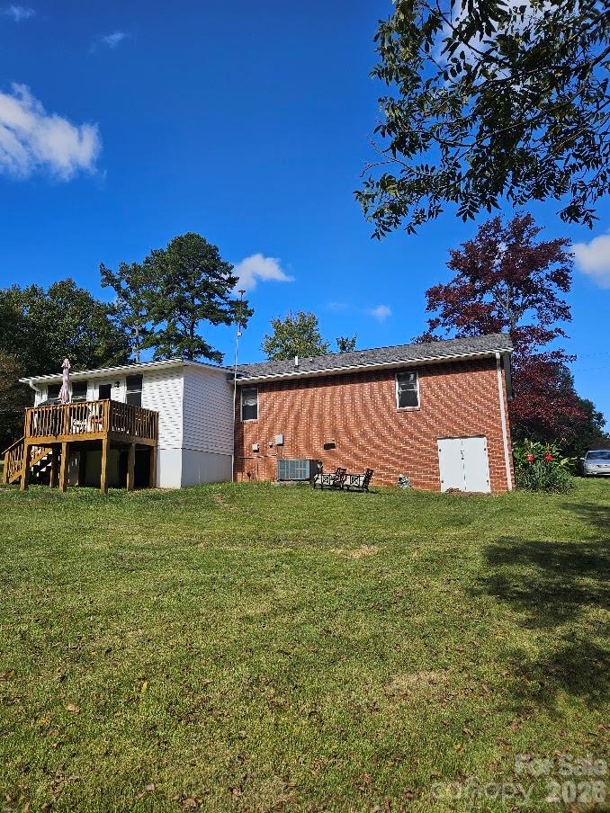 Single Family Residence at 319 Onvil Road, Mount Gilead, photo 20 of 23