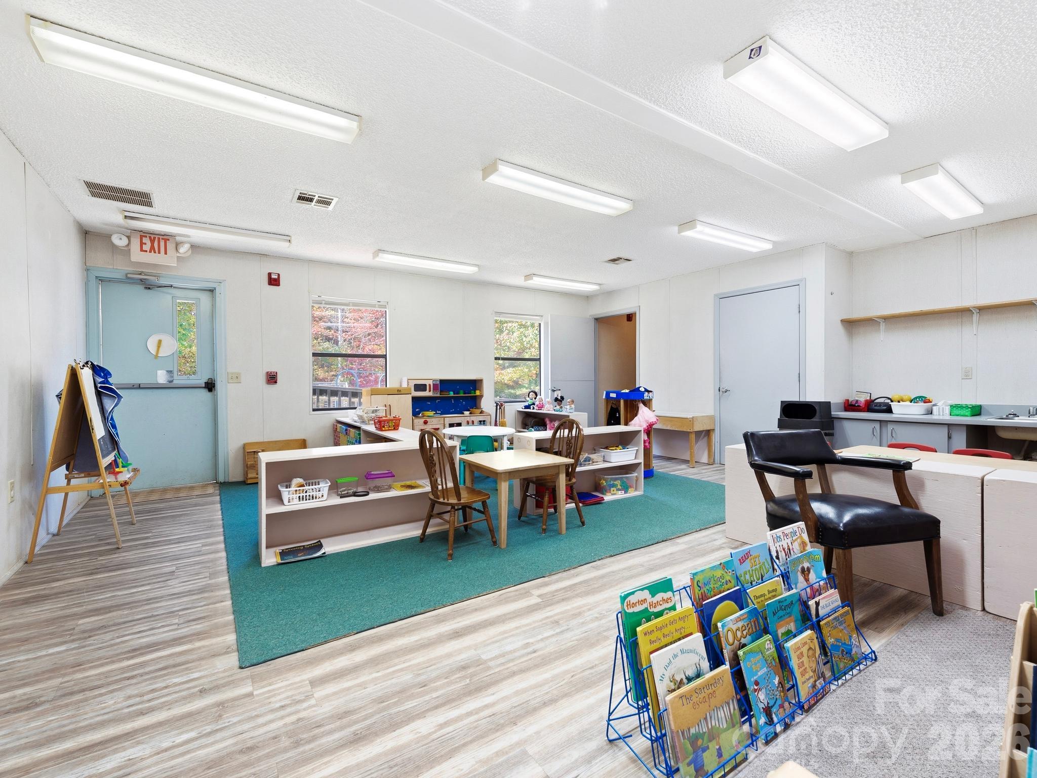 Special Purpose at 31 Park Ridge Drive, Fletcher, photo 11 of 33