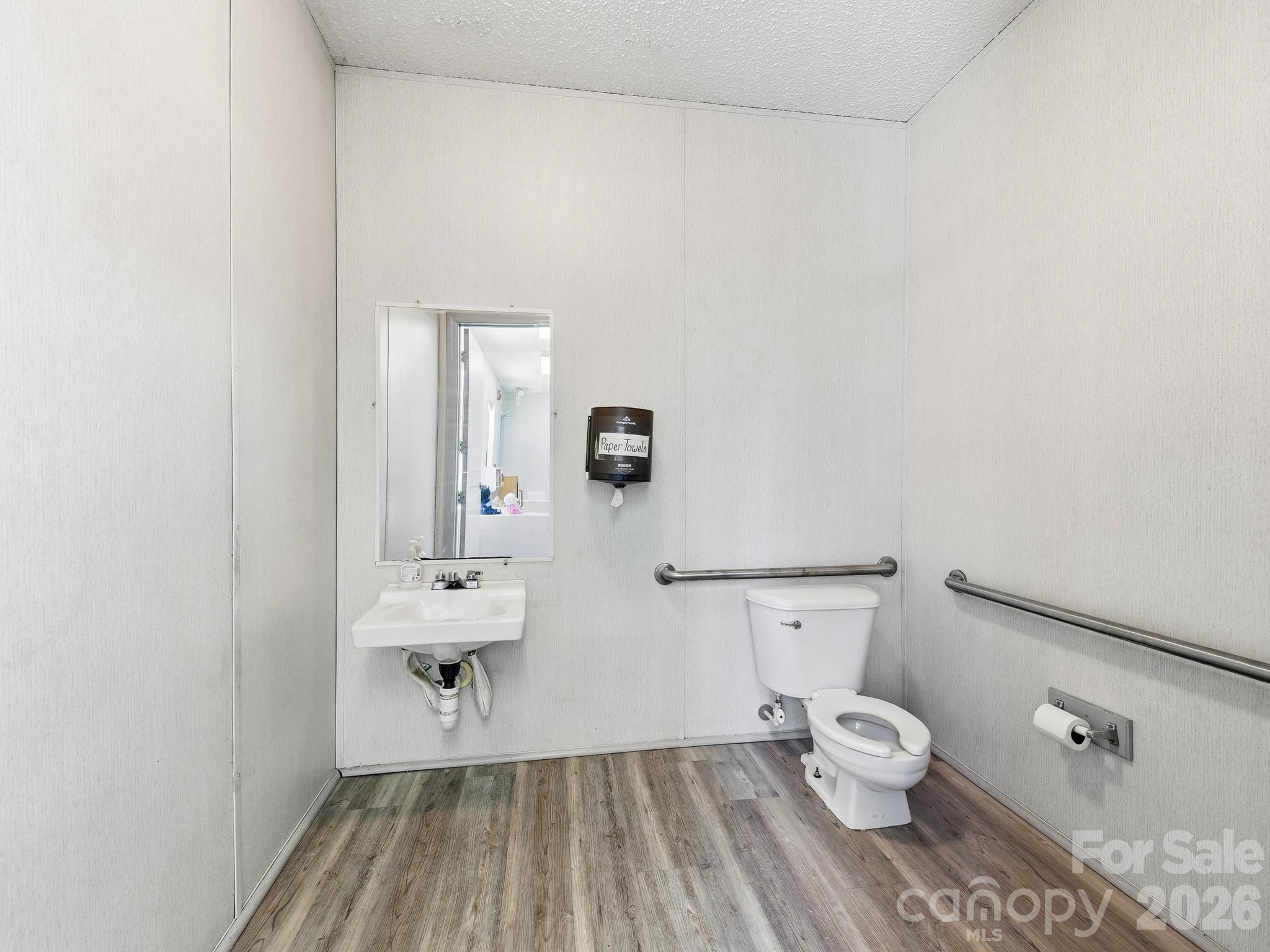 Special Purpose at 31 Park Ridge Drive, Fletcher, photo 14 of 33