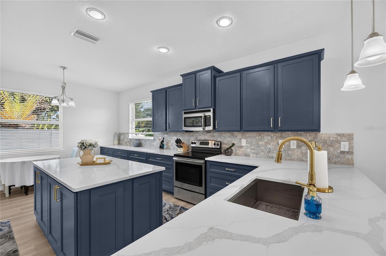 Single Family Residence at 449 BAHAMA GRANDE BLVD, APOLLO BEACH, photo 41 of 100