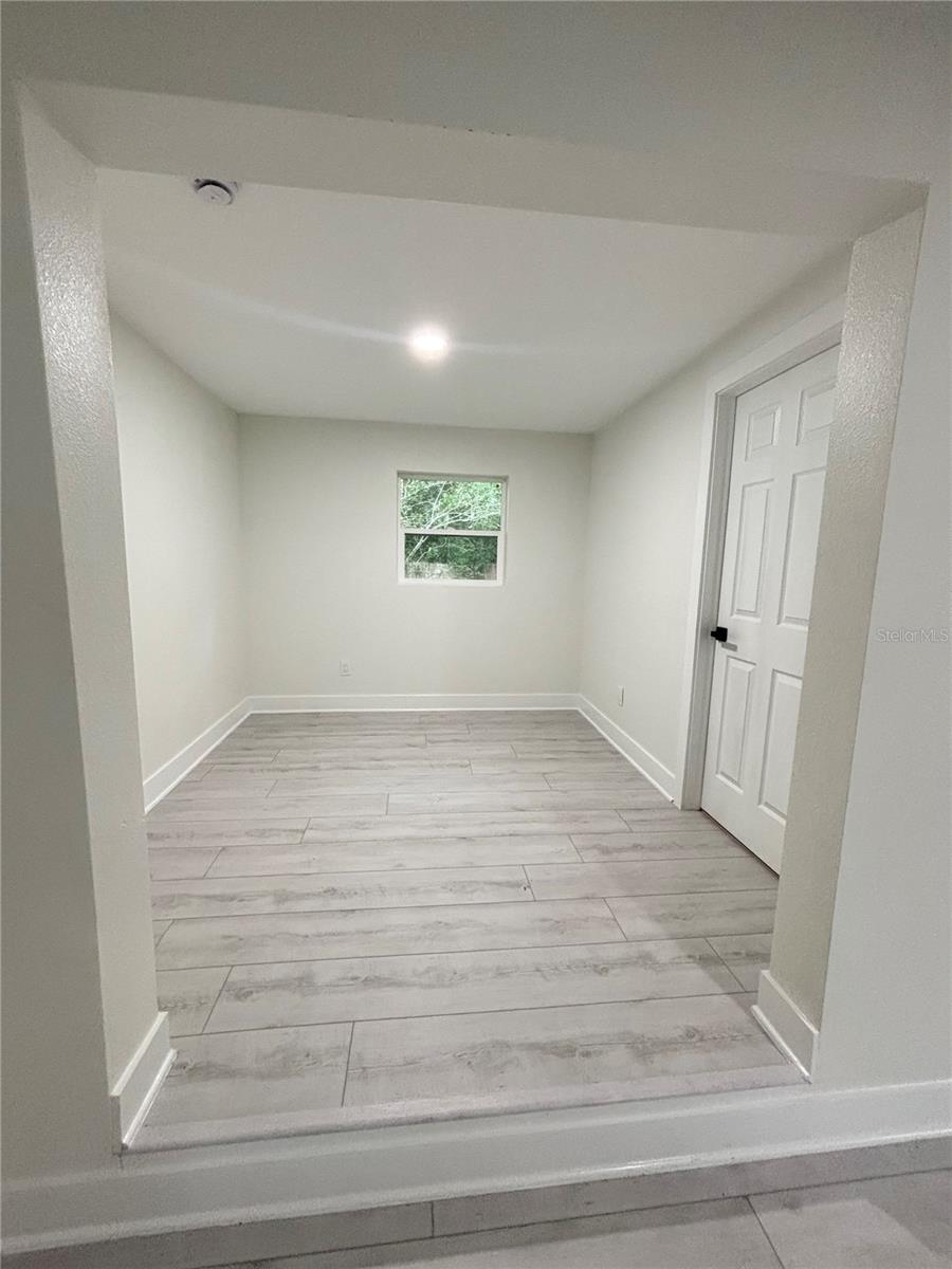 Single Family Residence at 4358 BEDFORD RD, SANFORD, photo 6 of 19