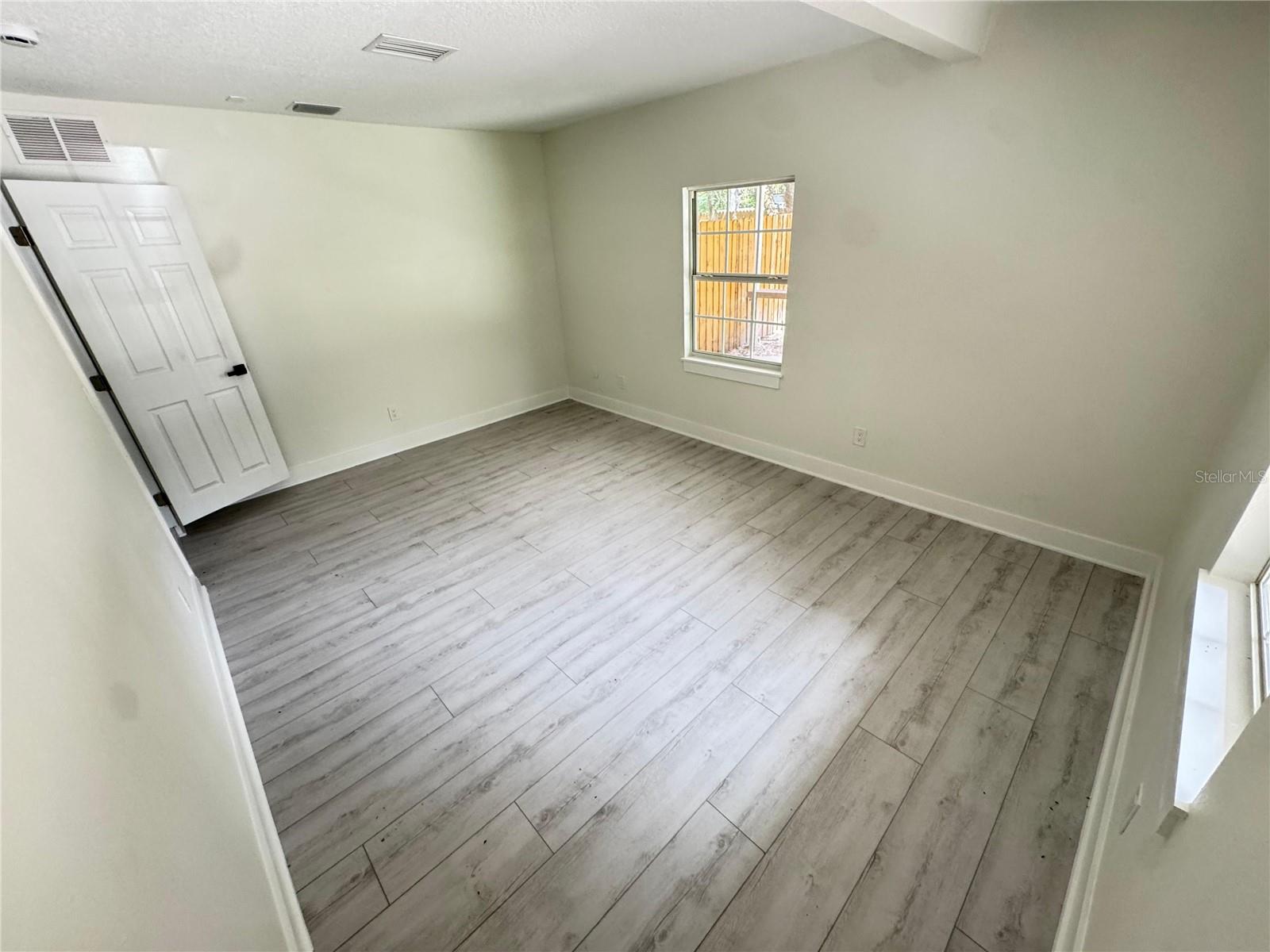 Single Family Residence at 4358 BEDFORD RD, SANFORD, photo 9 of 19