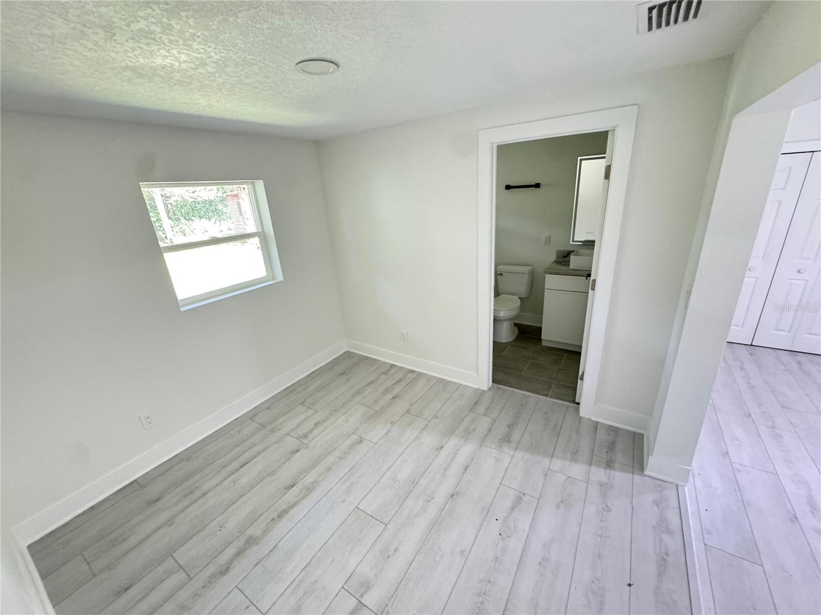 Single Family Residence at 4358 BEDFORD RD, SANFORD, photo 13 of 19