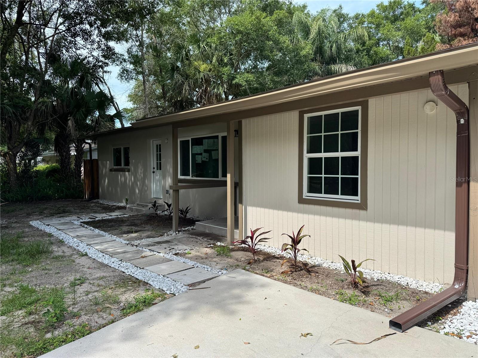 Single Family Residence at 4358 BEDFORD RD, SANFORD, photo 17 of 19