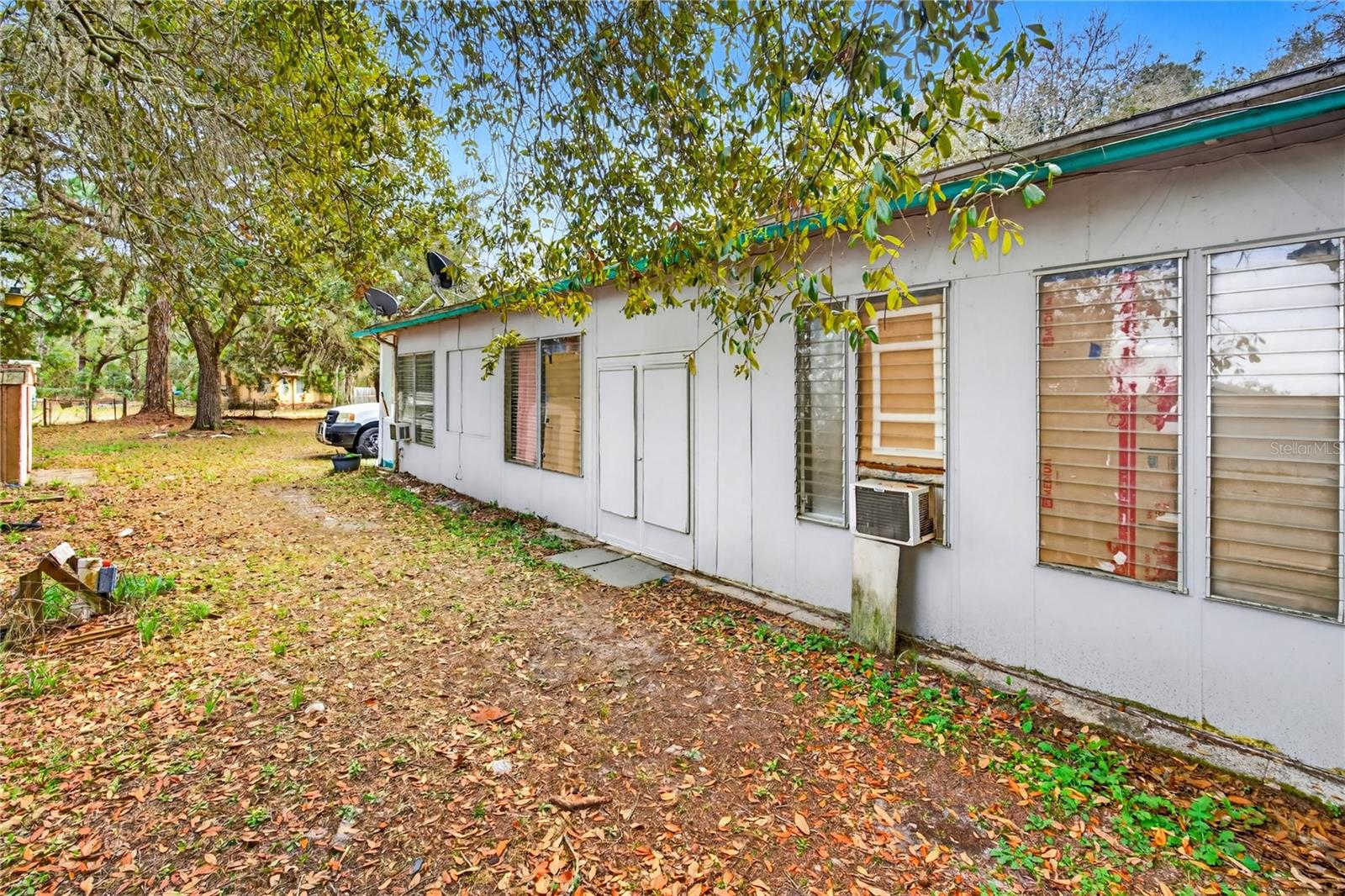 Mobile Home at 4291 E FORT APACHE PL, DUNNELLON, photo 3 of 28