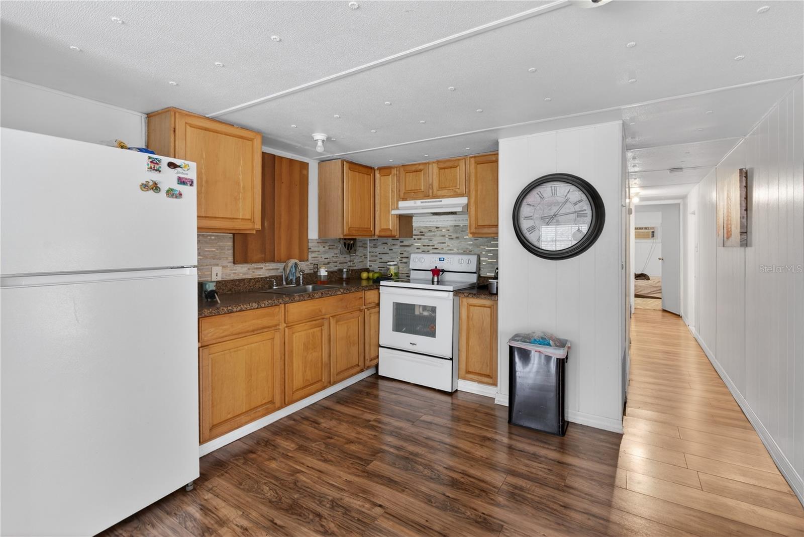 Mobile Home at 4291 E FORT APACHE PL, DUNNELLON, photo 15 of 28
