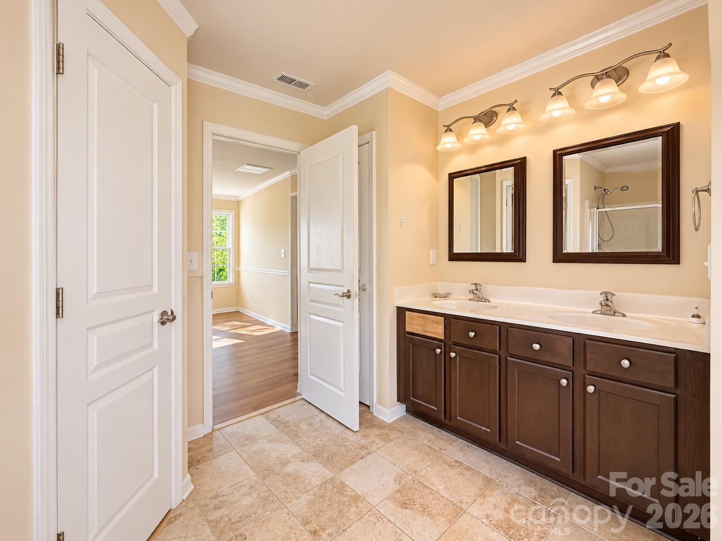 Single Family Residence at 112 Ashton Bluff Circle, Mount Holly, photo 20 of 26