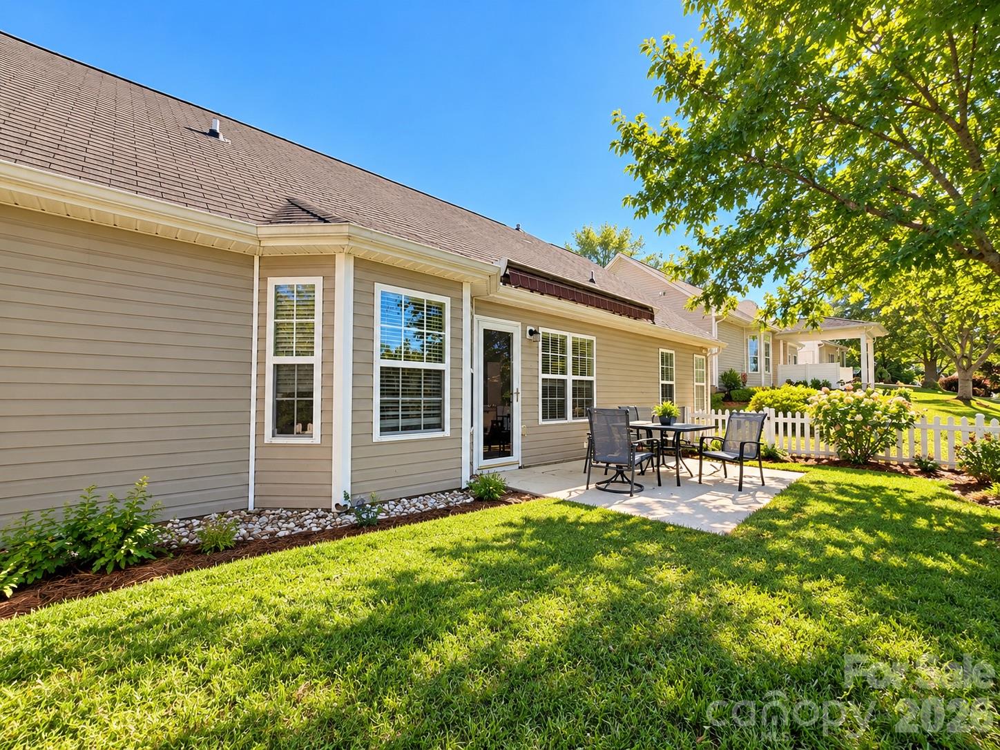 Single Family Residence at 112 Ashton Bluff Circle, Mount Holly, photo 26 of 26