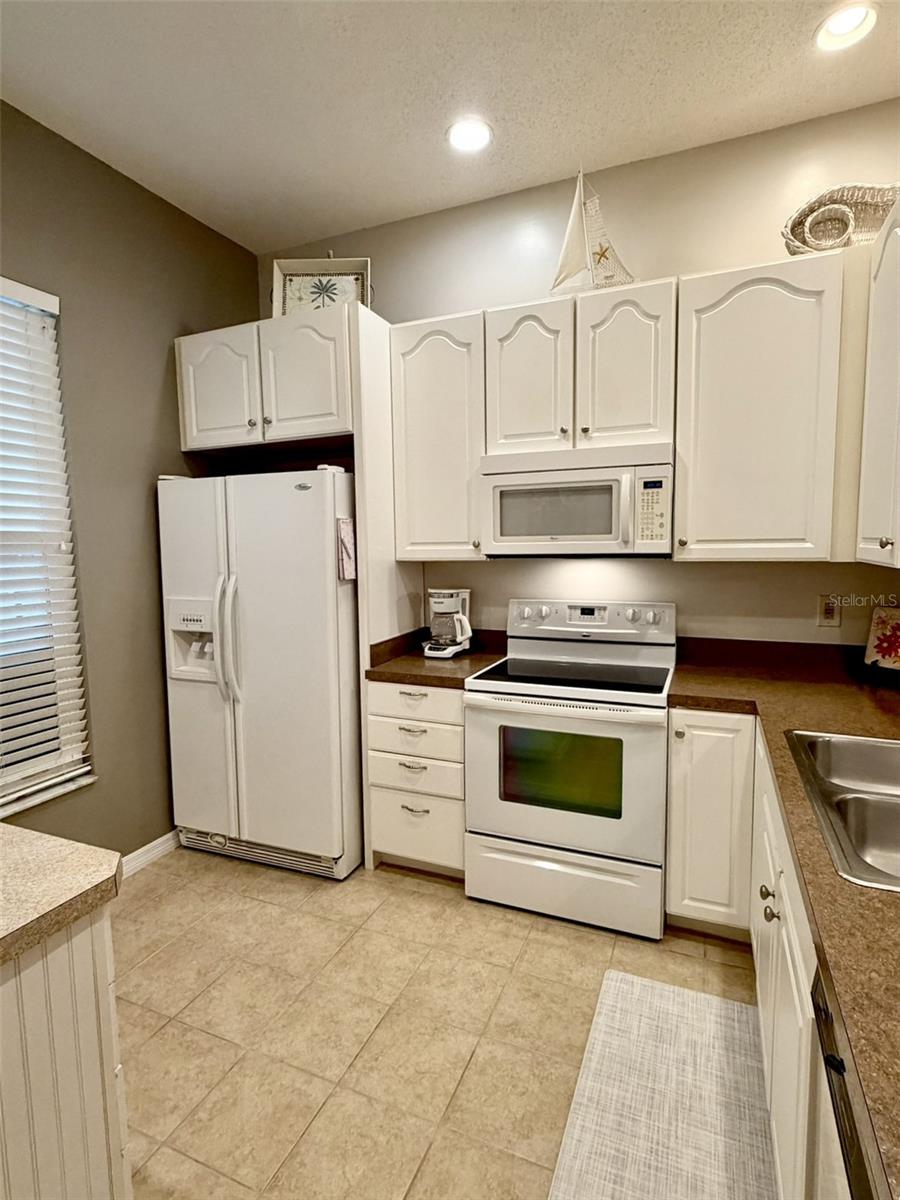 Condominium at 311 KELSEY WAY #3, SUN CITY CENTER, photo 9 of 65
