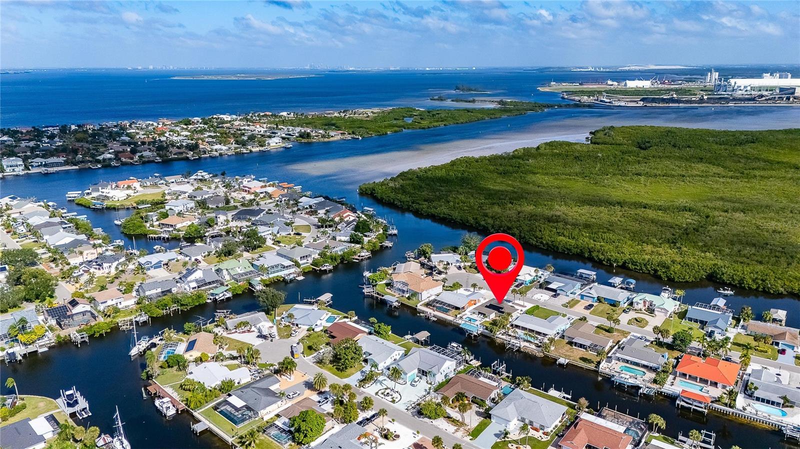 Single Family Residence at 1016 SILVER PALM WAY, APOLLO BEACH, photo 2 of 67