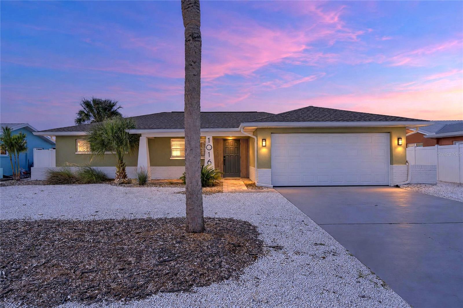 Single Family Residence at 1016 SILVER PALM WAY, APOLLO BEACH, photo 6 of 67