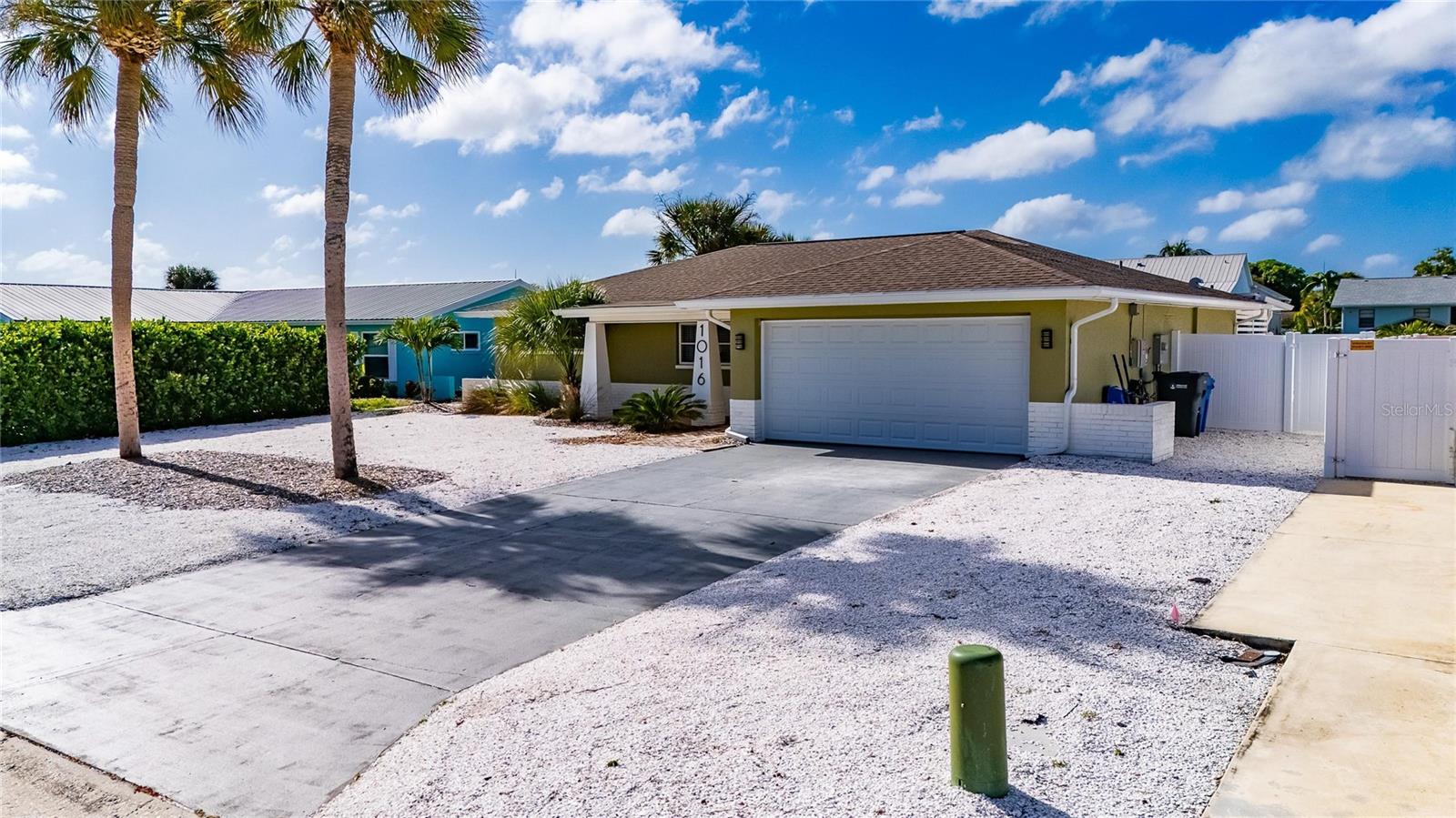 Single Family Residence at 1016 SILVER PALM WAY, APOLLO BEACH, photo 8 of 67