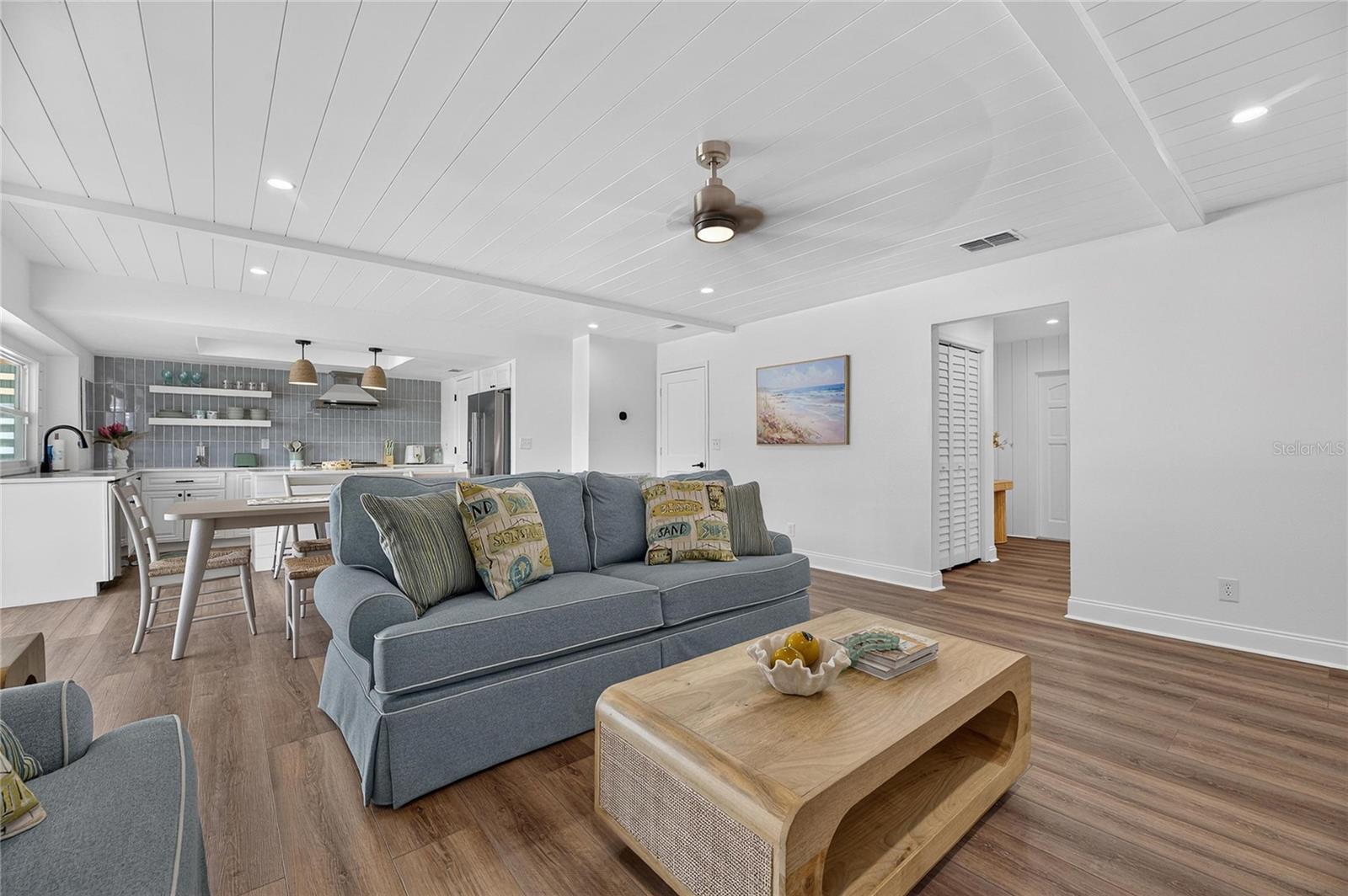 Single Family Residence at 1016 SILVER PALM WAY, APOLLO BEACH, photo 16 of 67