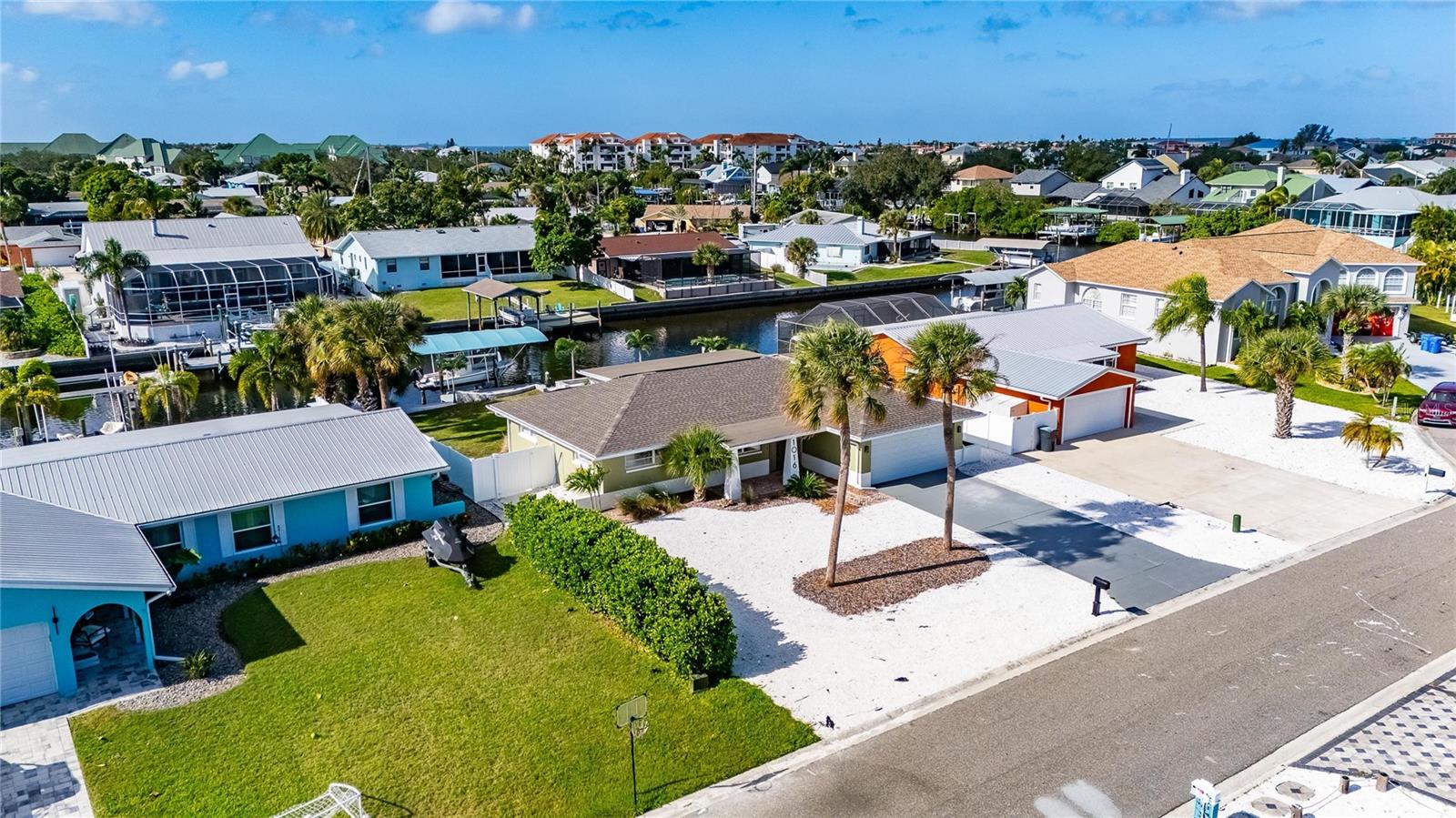 Single Family Residence at 1016 SILVER PALM WAY, APOLLO BEACH, photo 57 of 67