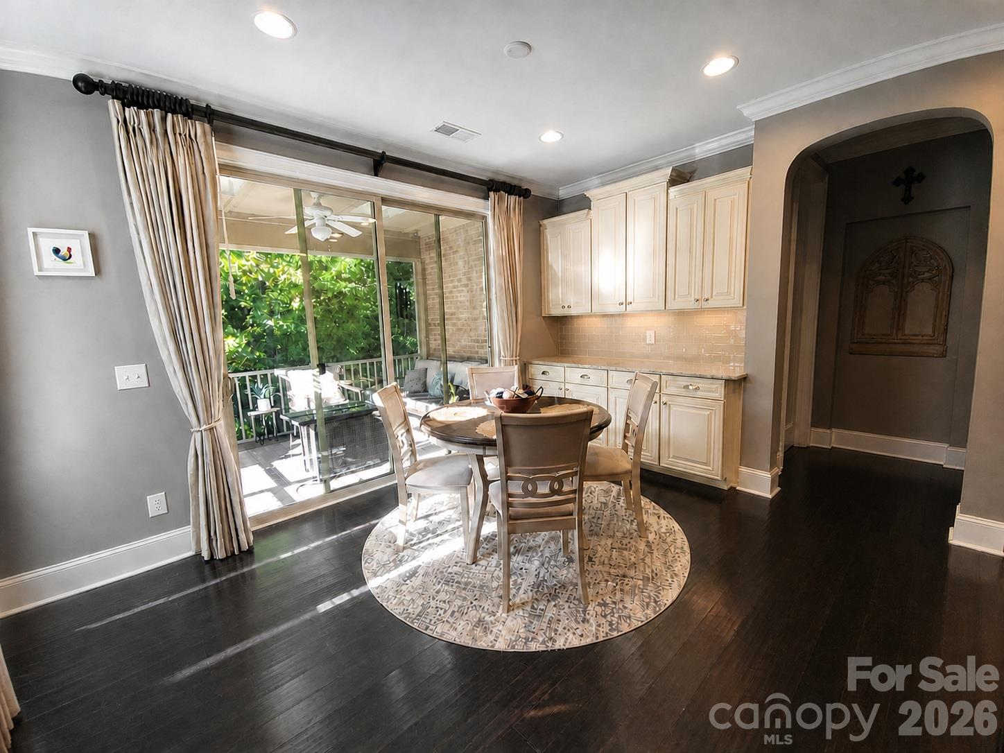Single Family Residence at 738 Chaucer Circle, Fort Mill, photo 11 of 41