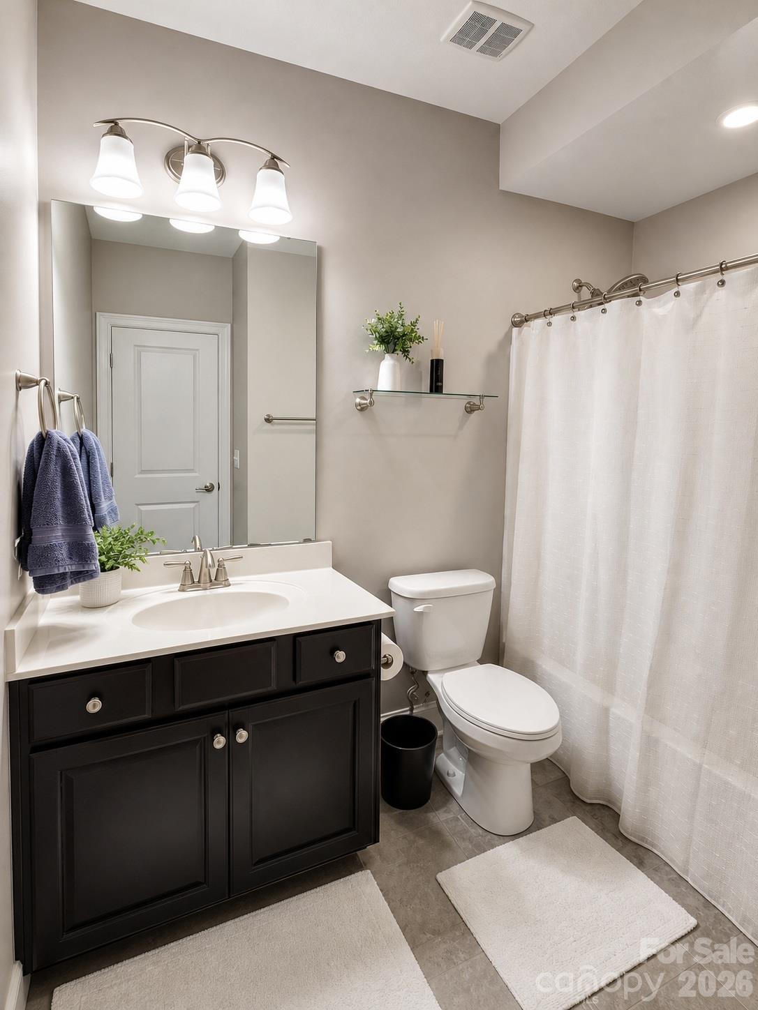 Full Bath, 2nd Floor - 738 Chaucer Circle, Fort Mill