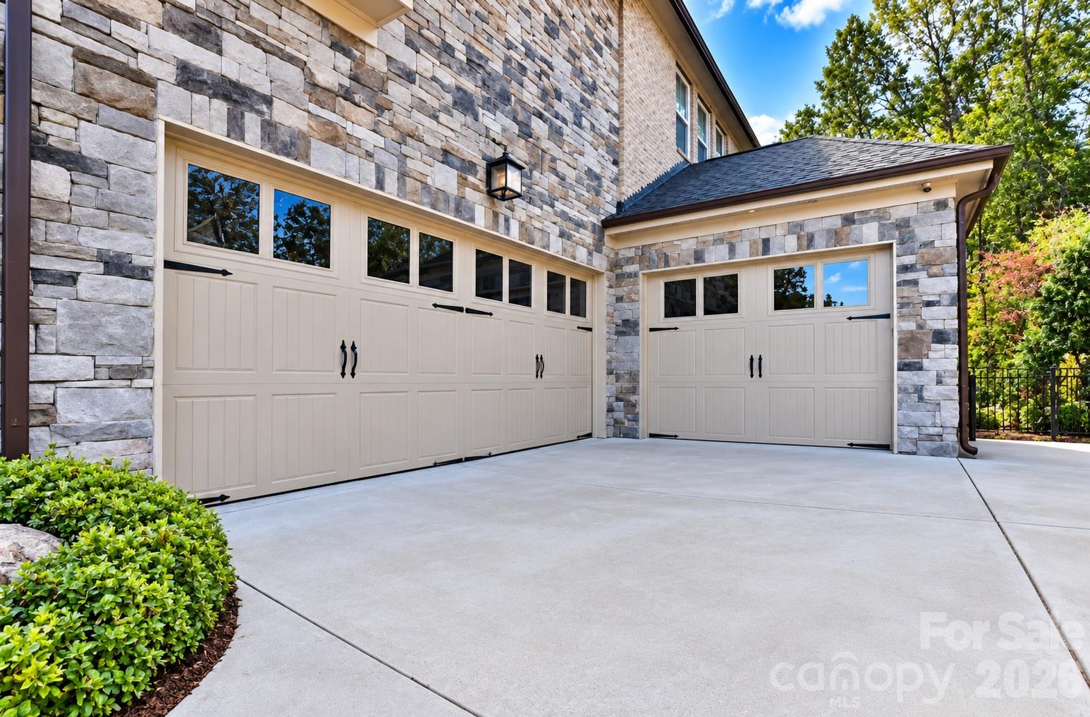 3 Car Garage - 738 Chaucer Circle, Fort Mill