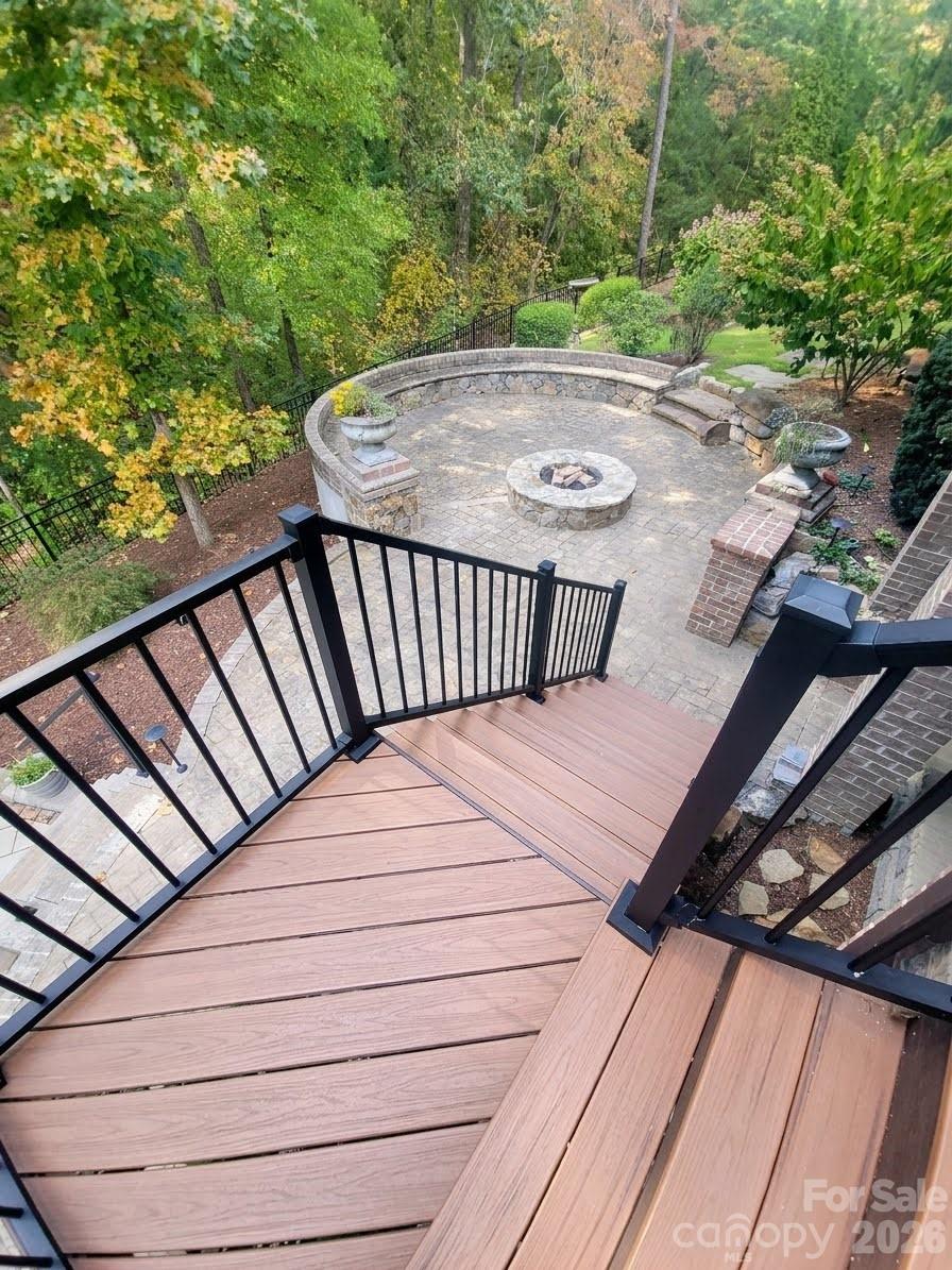 Single Family Residence at 738 Chaucer Circle, Fort Mill, photo 32 of 41