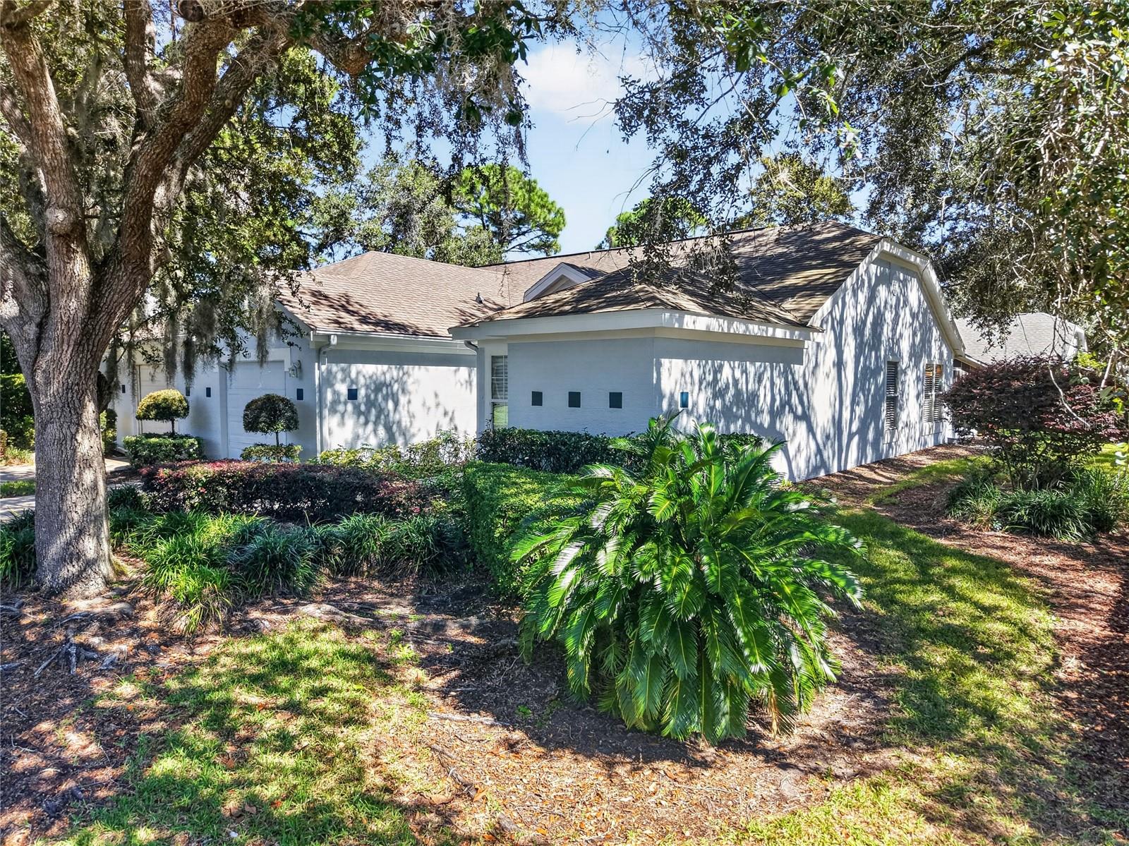 Villa at 1771 COUNTRY CLUB BLVD, MOUNT DORA, photo 2 of 48