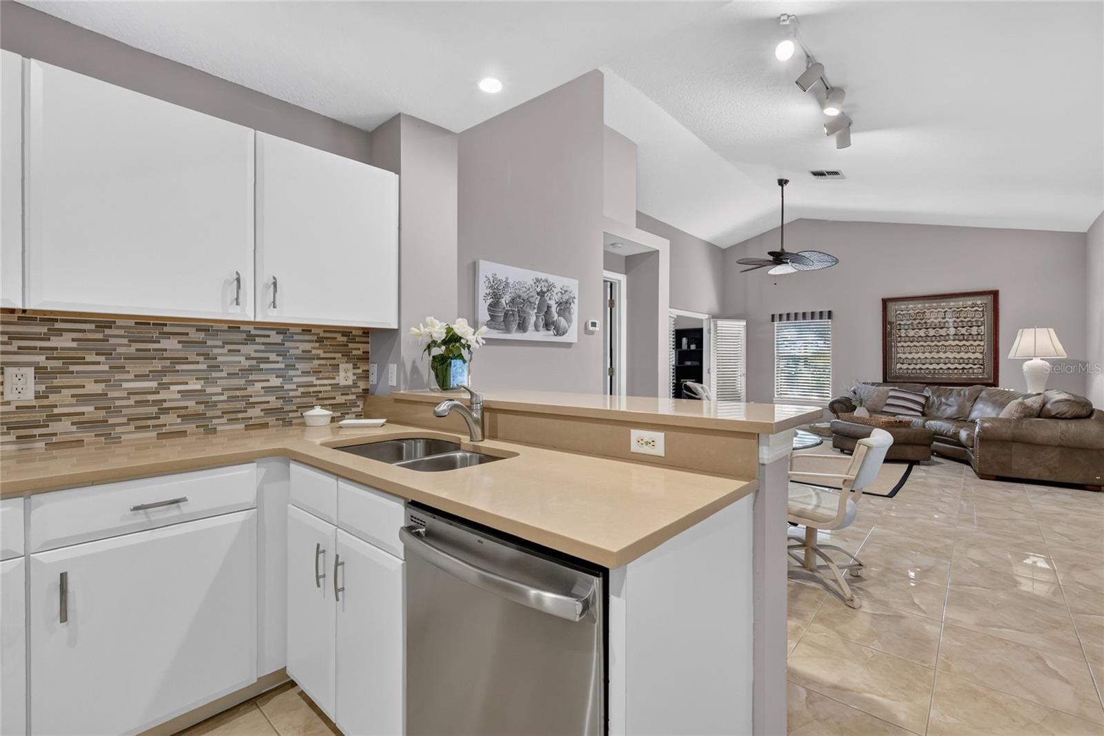 Villa at 1771 COUNTRY CLUB BLVD, MOUNT DORA, photo 20 of 48