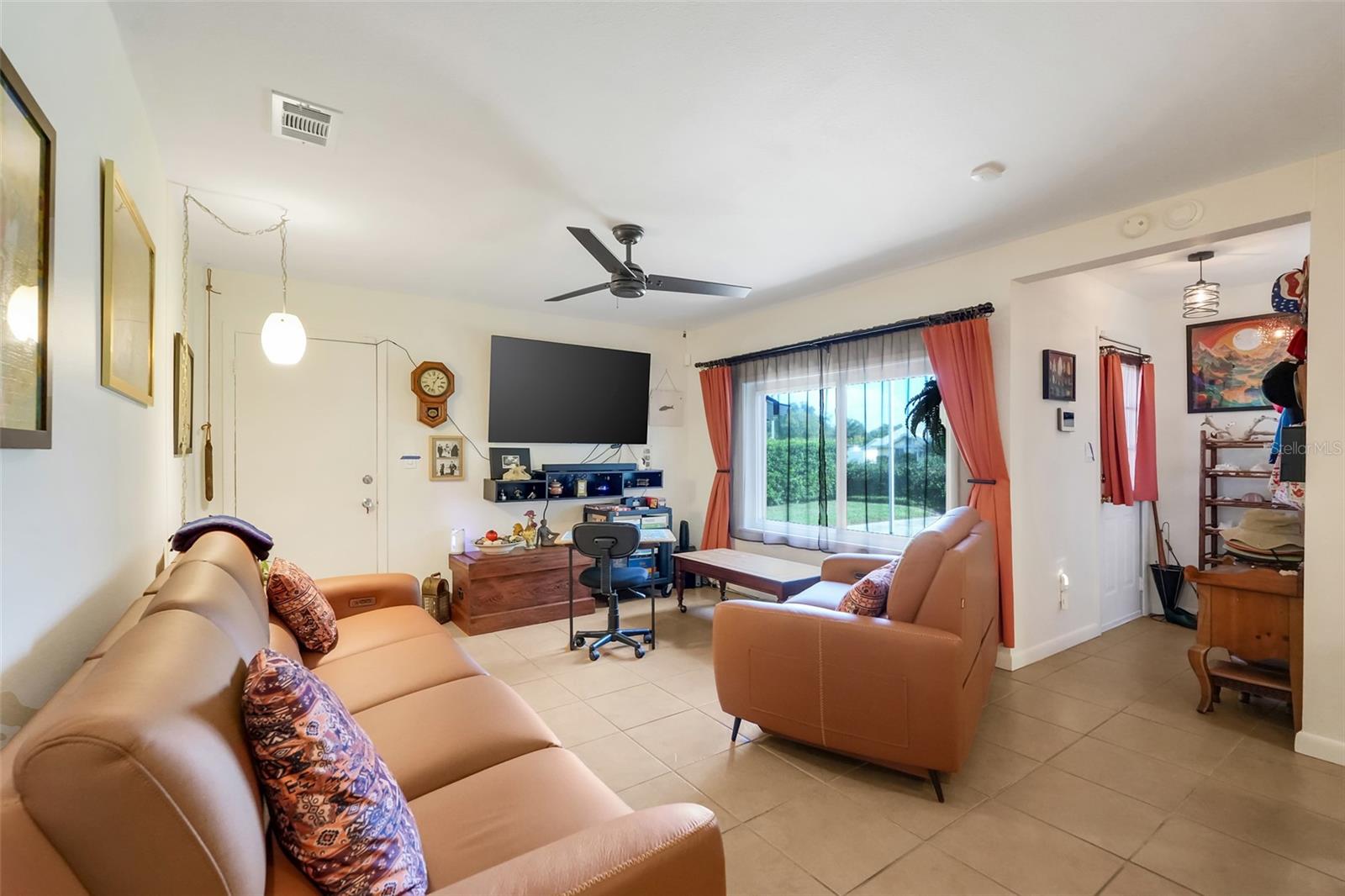 Single Family Residence at 6 S LAKE PLEASANT RD, APOPKA, photo 5 of 50