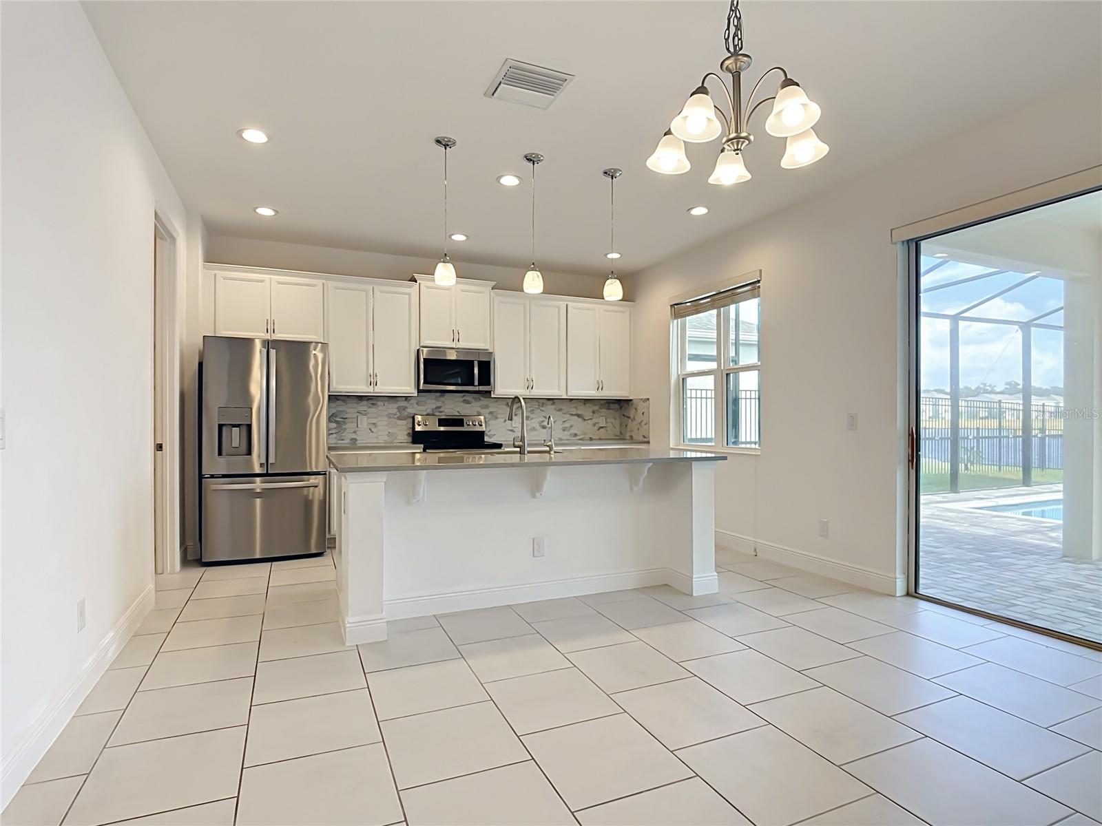 Single Family Residence at 3293 WAUSEON DR, ST CLOUD, photo 9 of 92