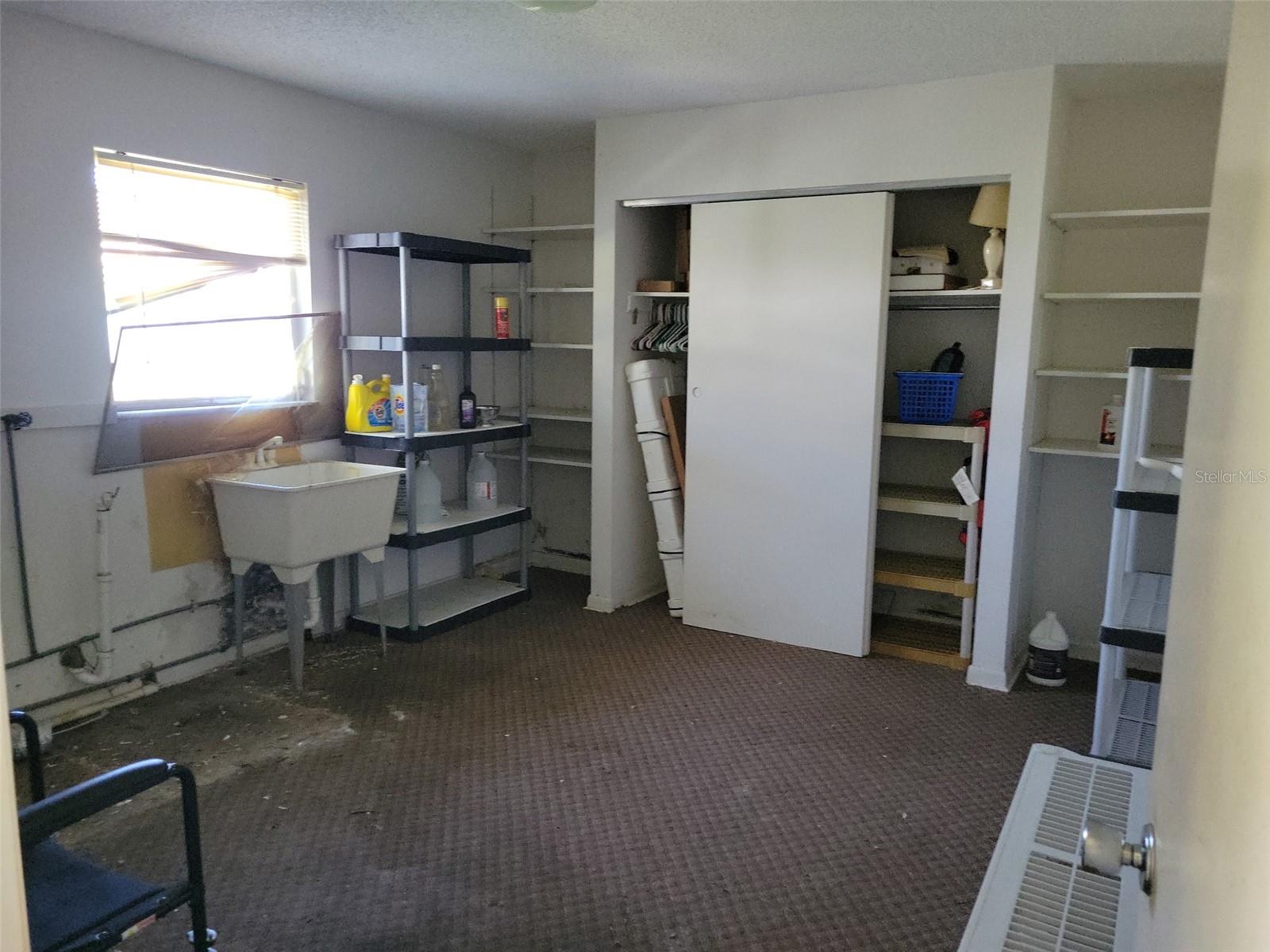 laundry room - 1527 ALLEGHENY DR, SUN CITY CENTER