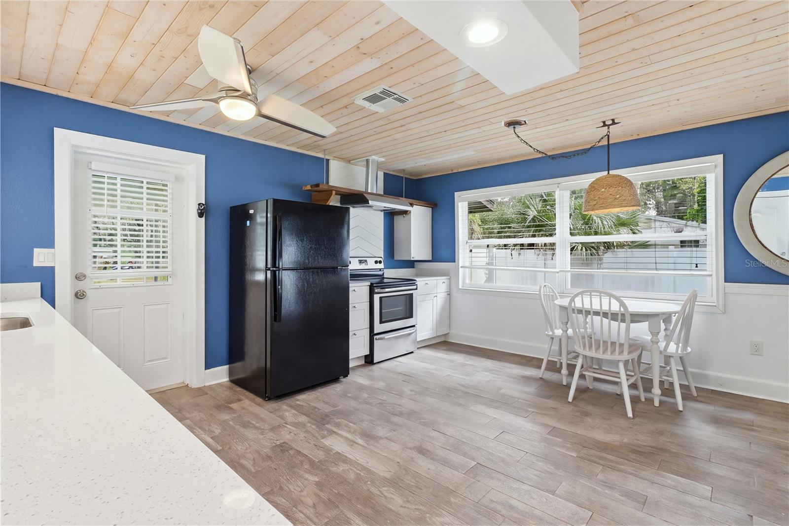Single Family Residence at 1991 NW 15TH AVE, CRYSTAL RIVER, photo 6 of 44